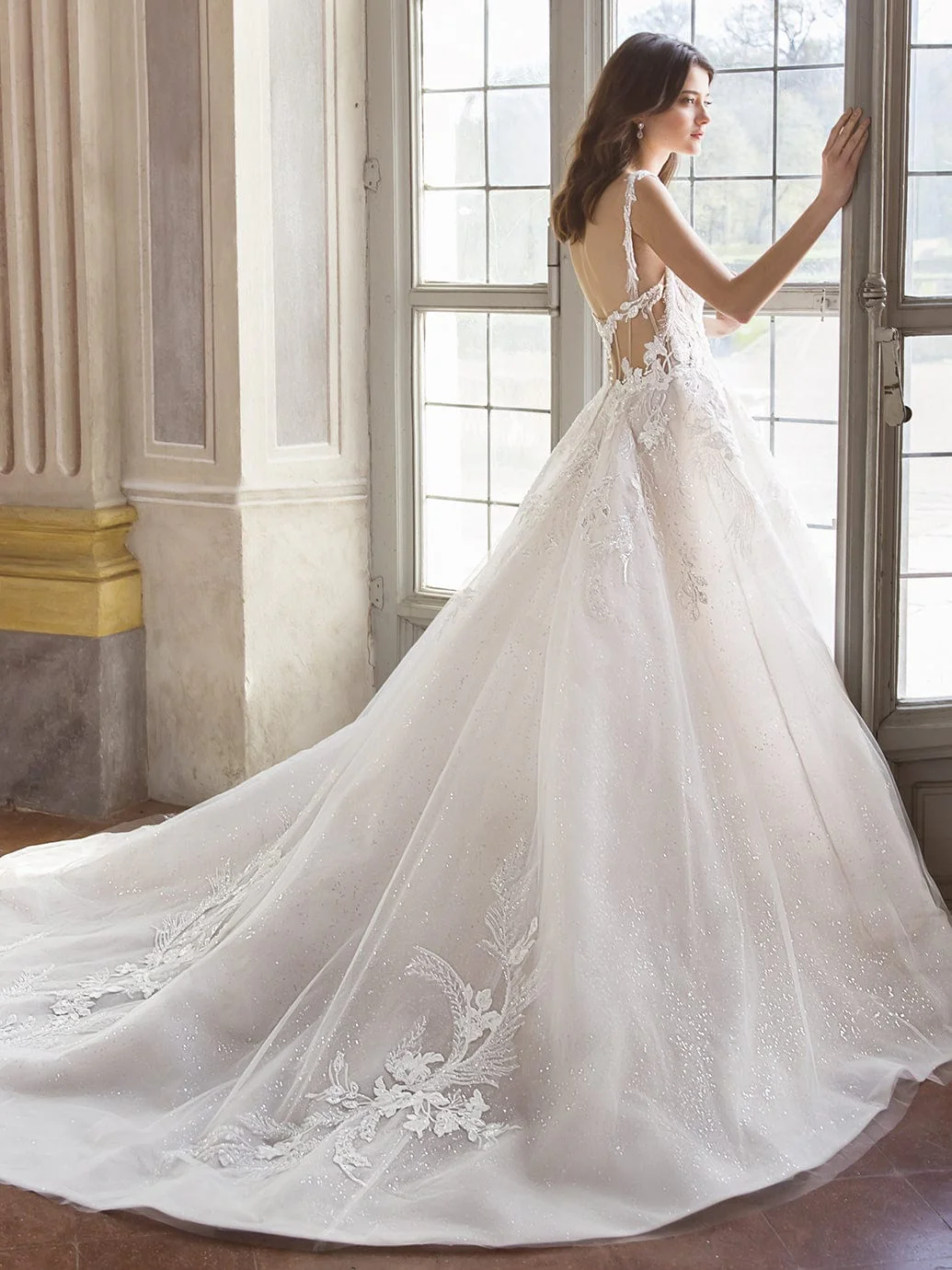 Enzoani: Tiara - Image 3