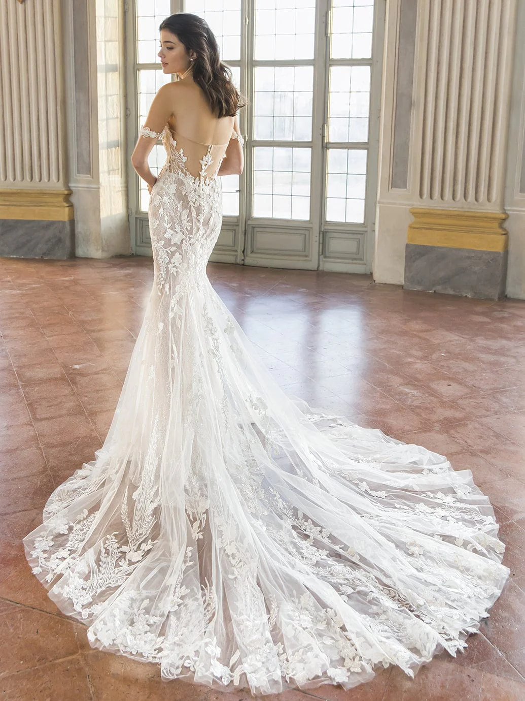Enzoani: Tyra - Image 5