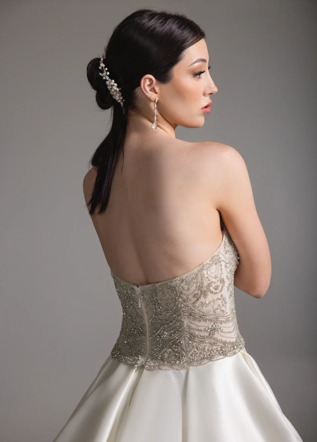 Lazaro Bridal: Banu - Image 4