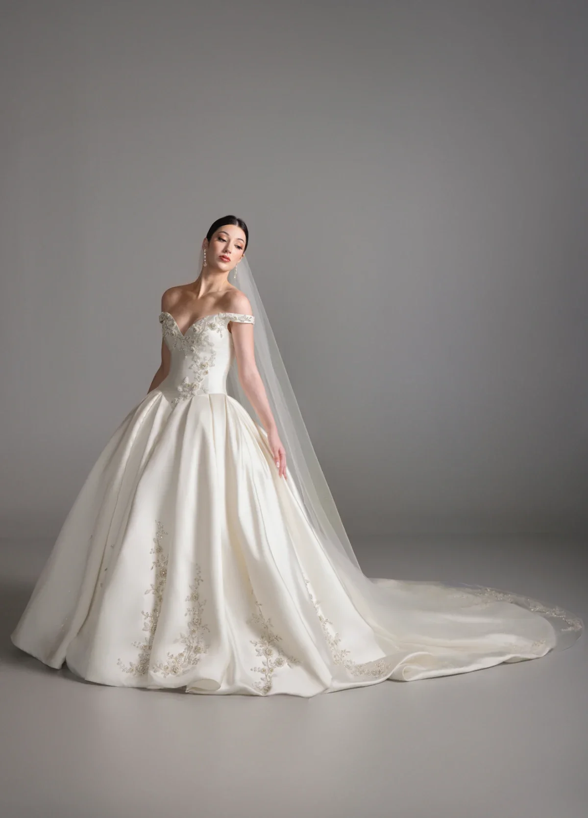 Lazaro: Bronte B - Image 4