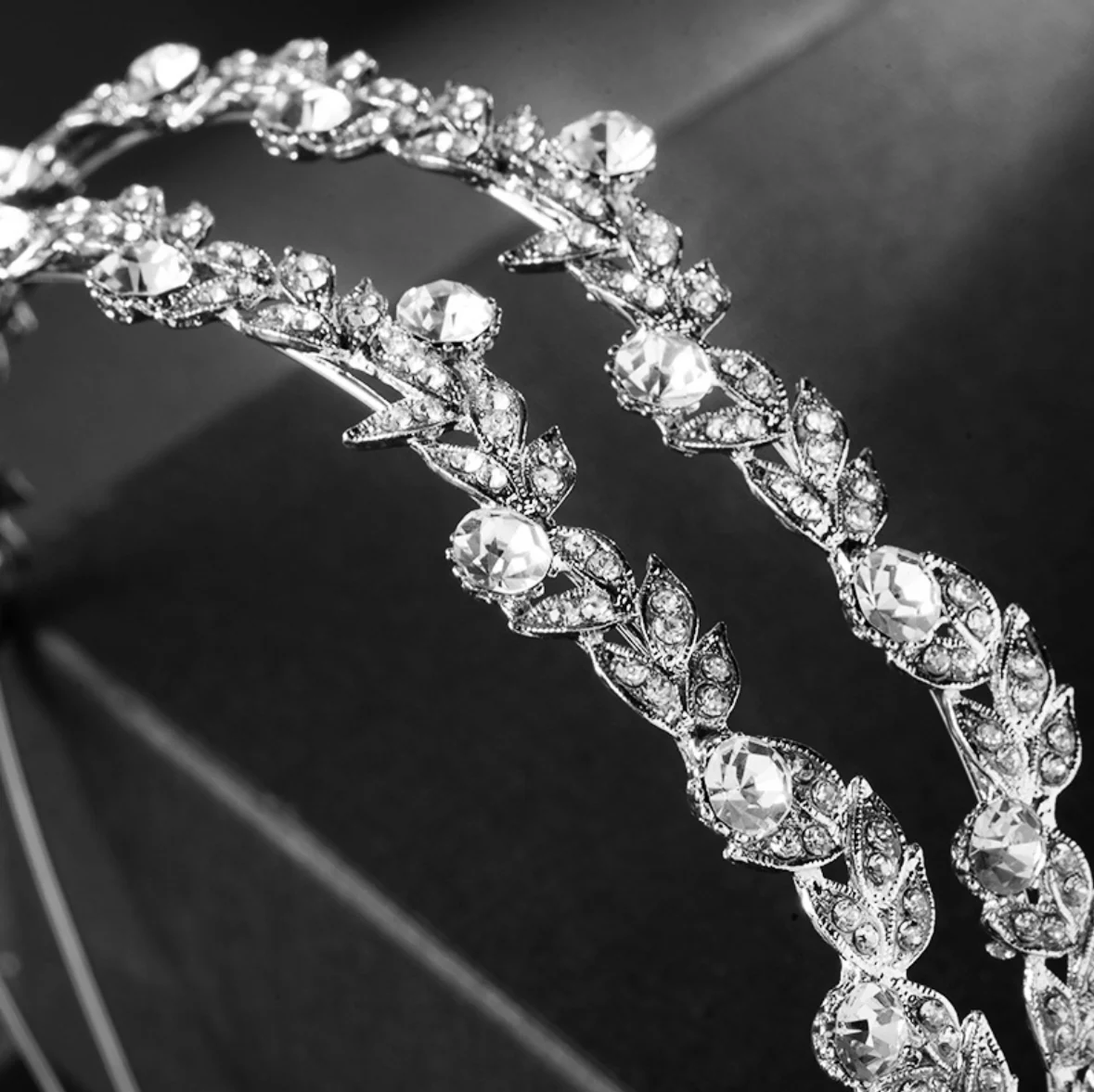 Magnolia: Headband 10695 - Image 3