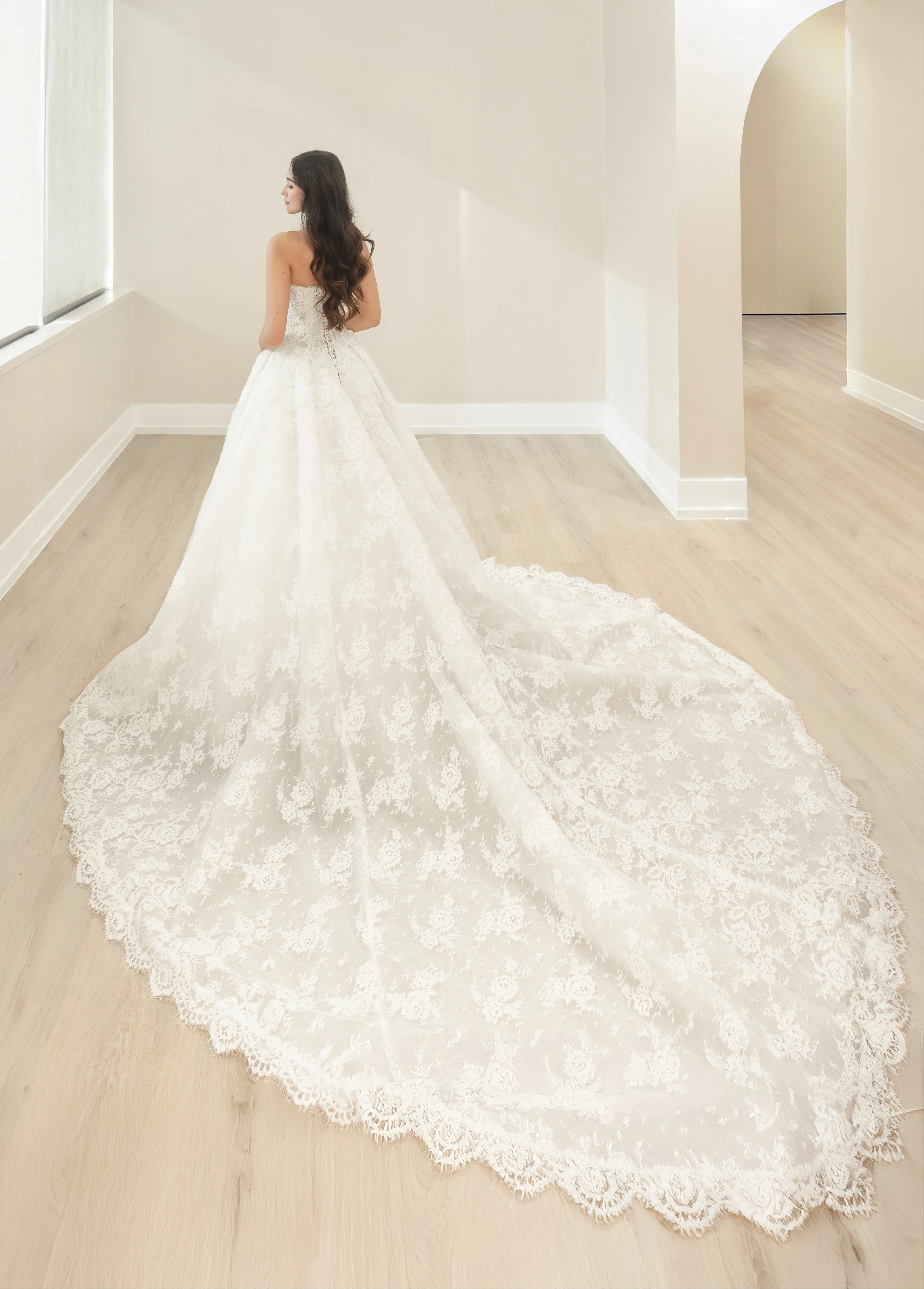 Magnolia Couture: Iris - Image 3