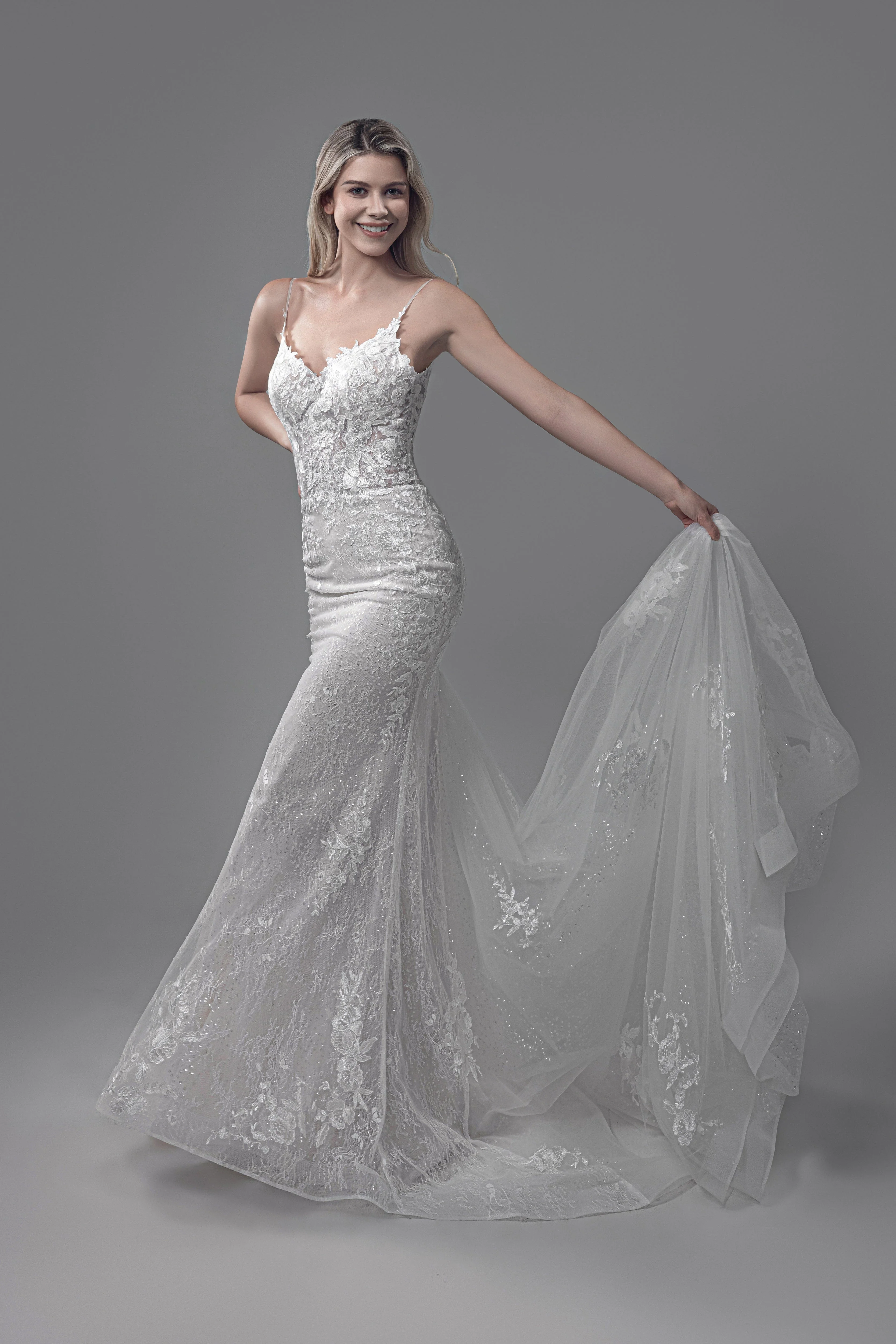 Magnolia: Lisianthus - Image 4