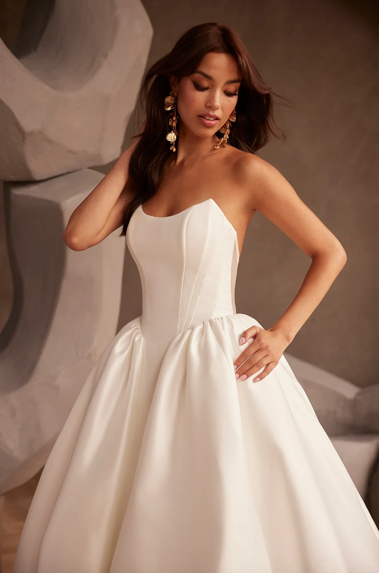 Paloma Blanca: P5130 - Image 4