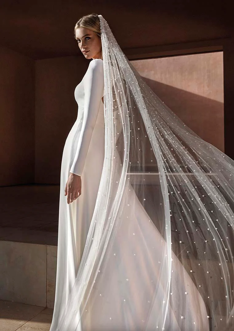 Pronovias: Aspen - Image 3