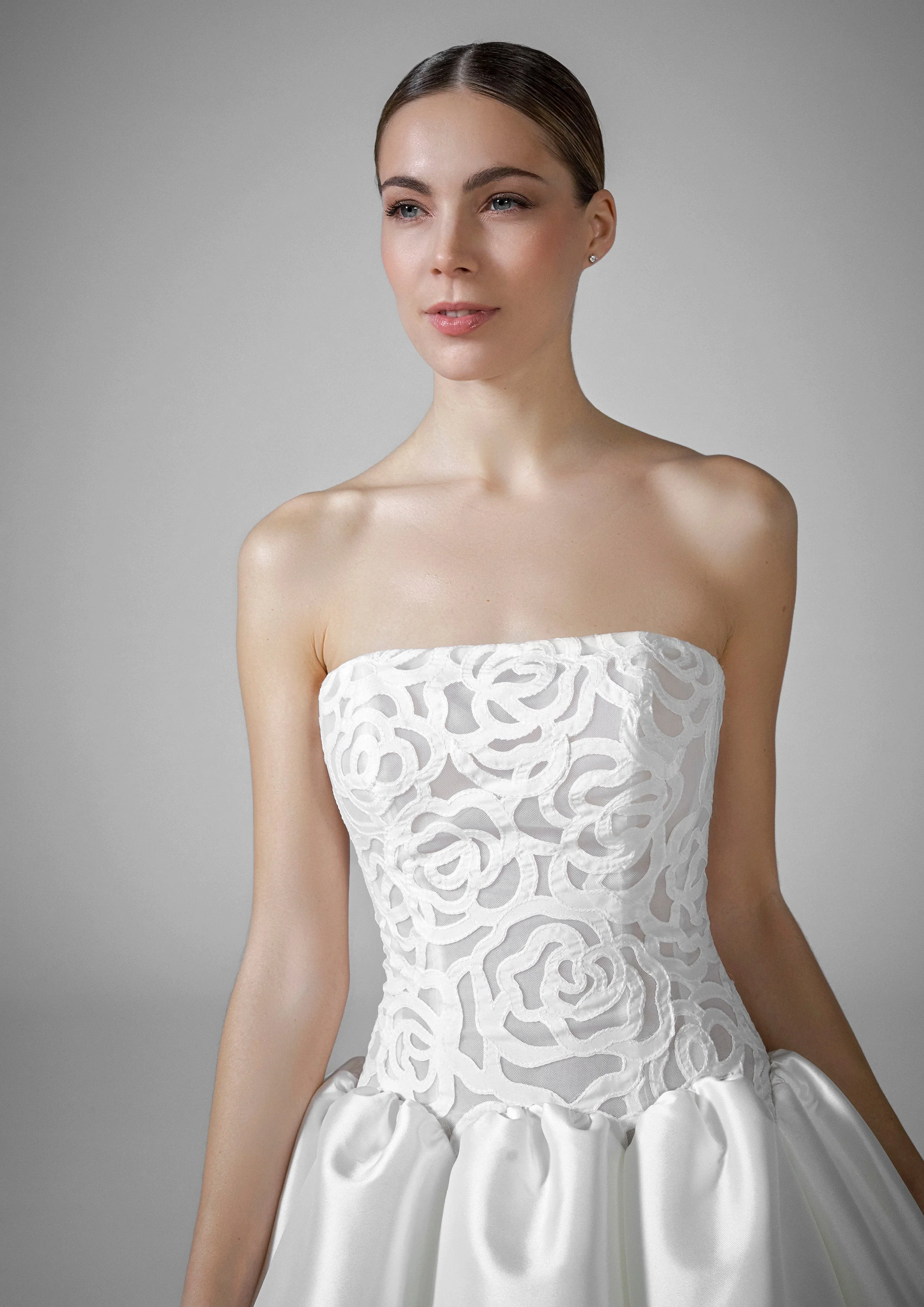 Pronovias: Bourgeon - Image 3