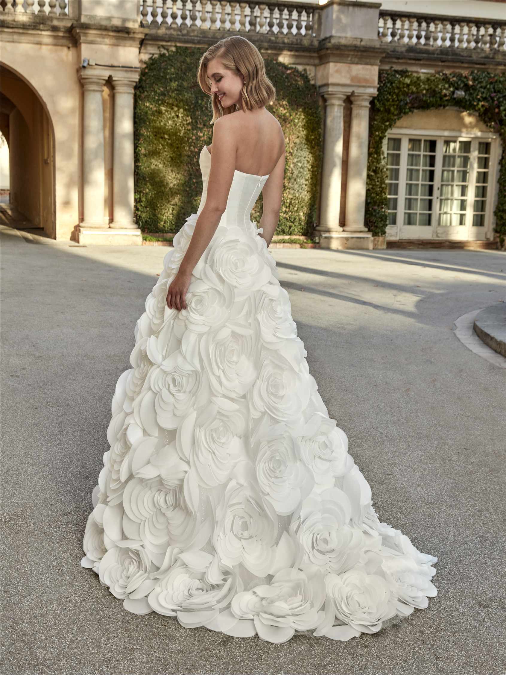 Pronovias Privee: Celis - Image 2