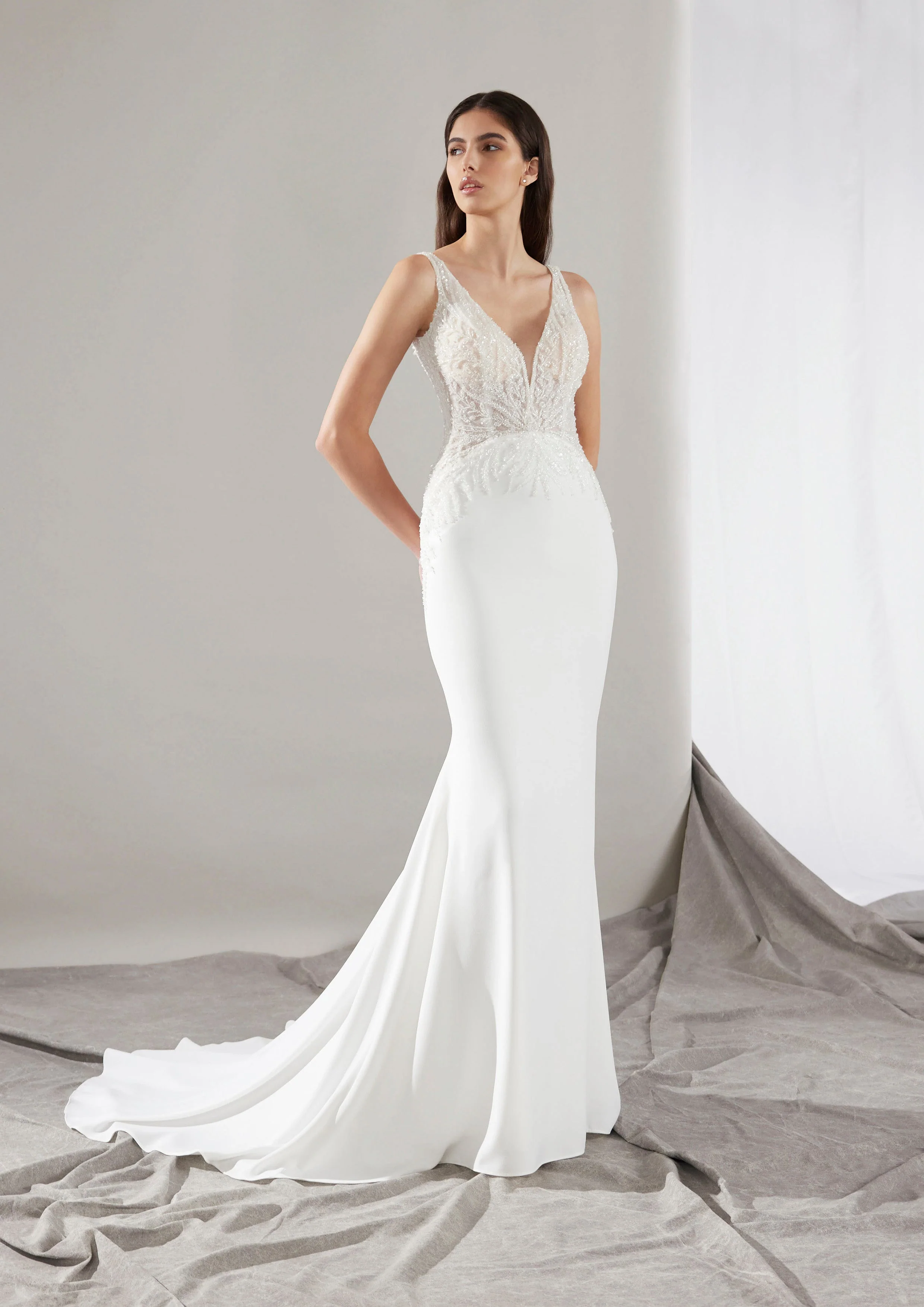 Pronovias: Clin