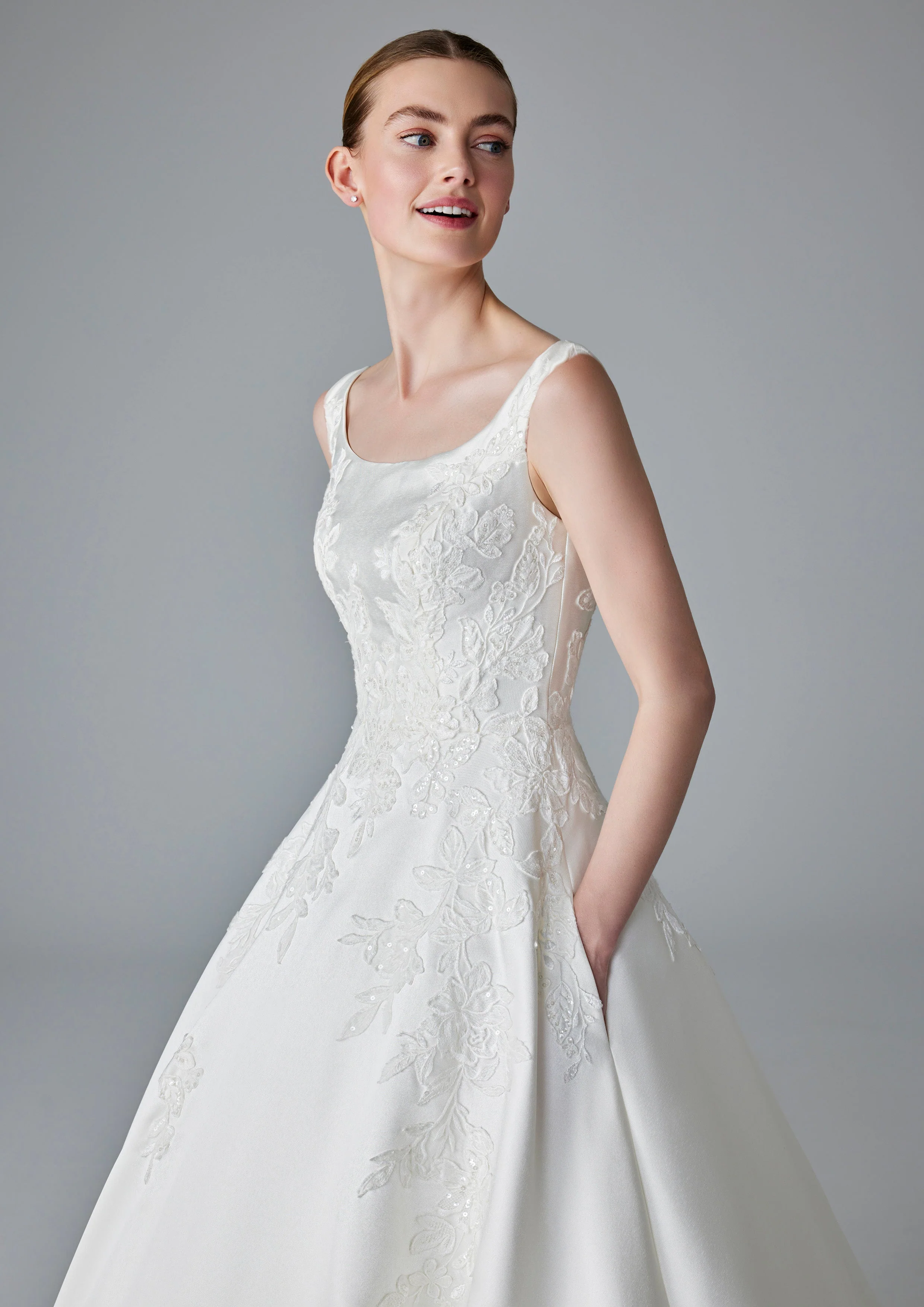 Pronovias: Dalida - Image 3