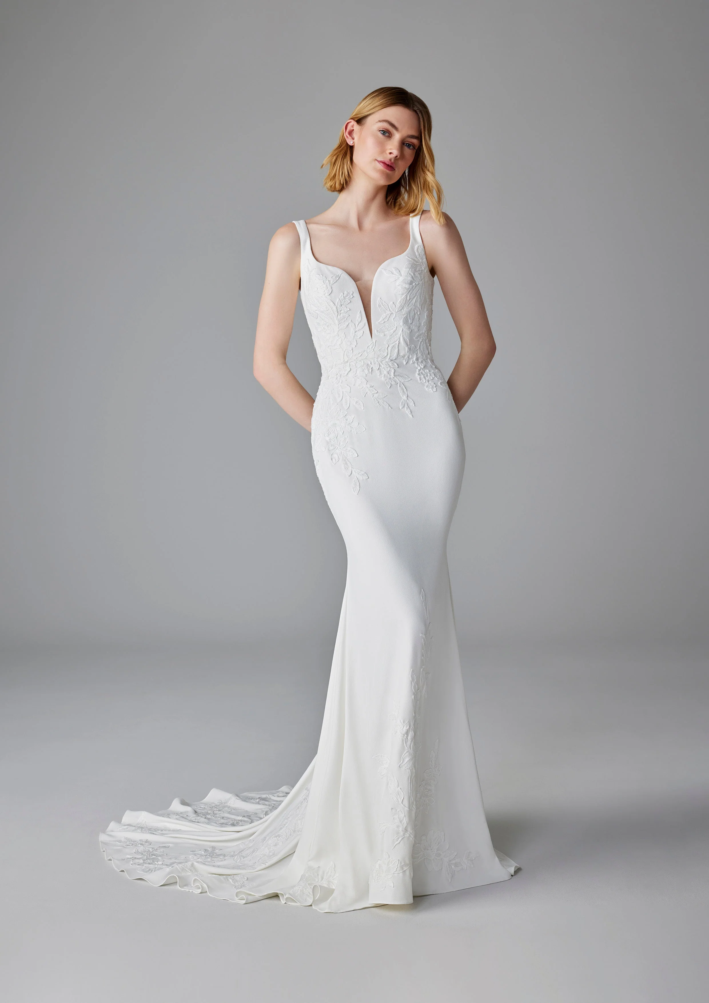 Pronovias: Enchant - Image 3