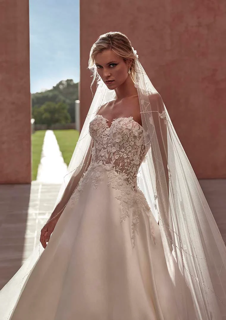 Pronovias: Floridia - Image 3
