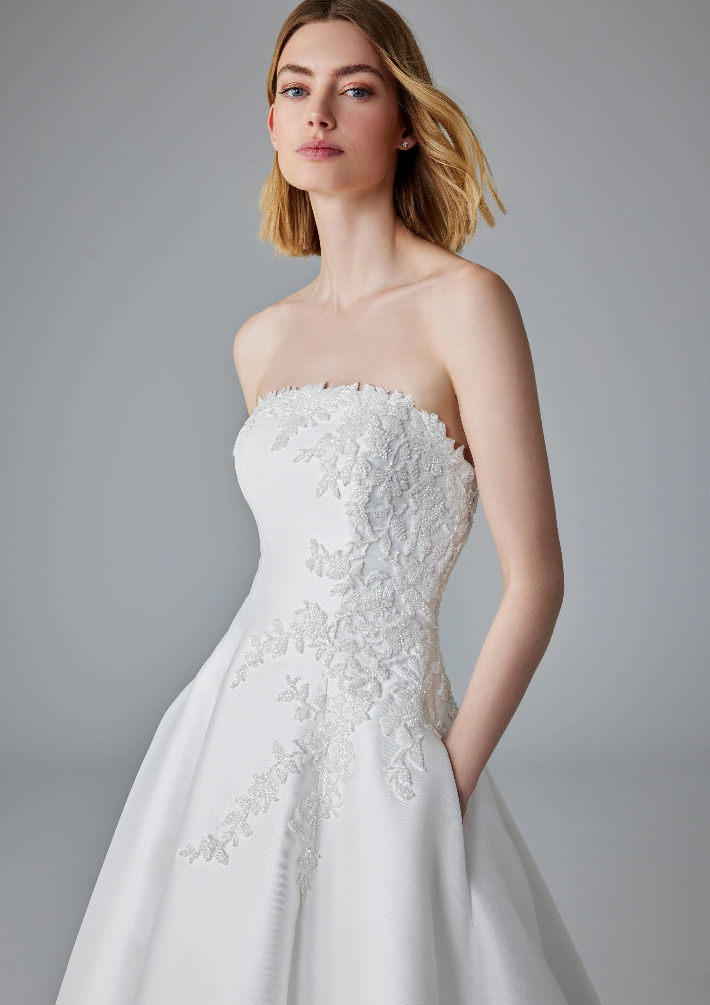Pronovias: Galen - Image 3