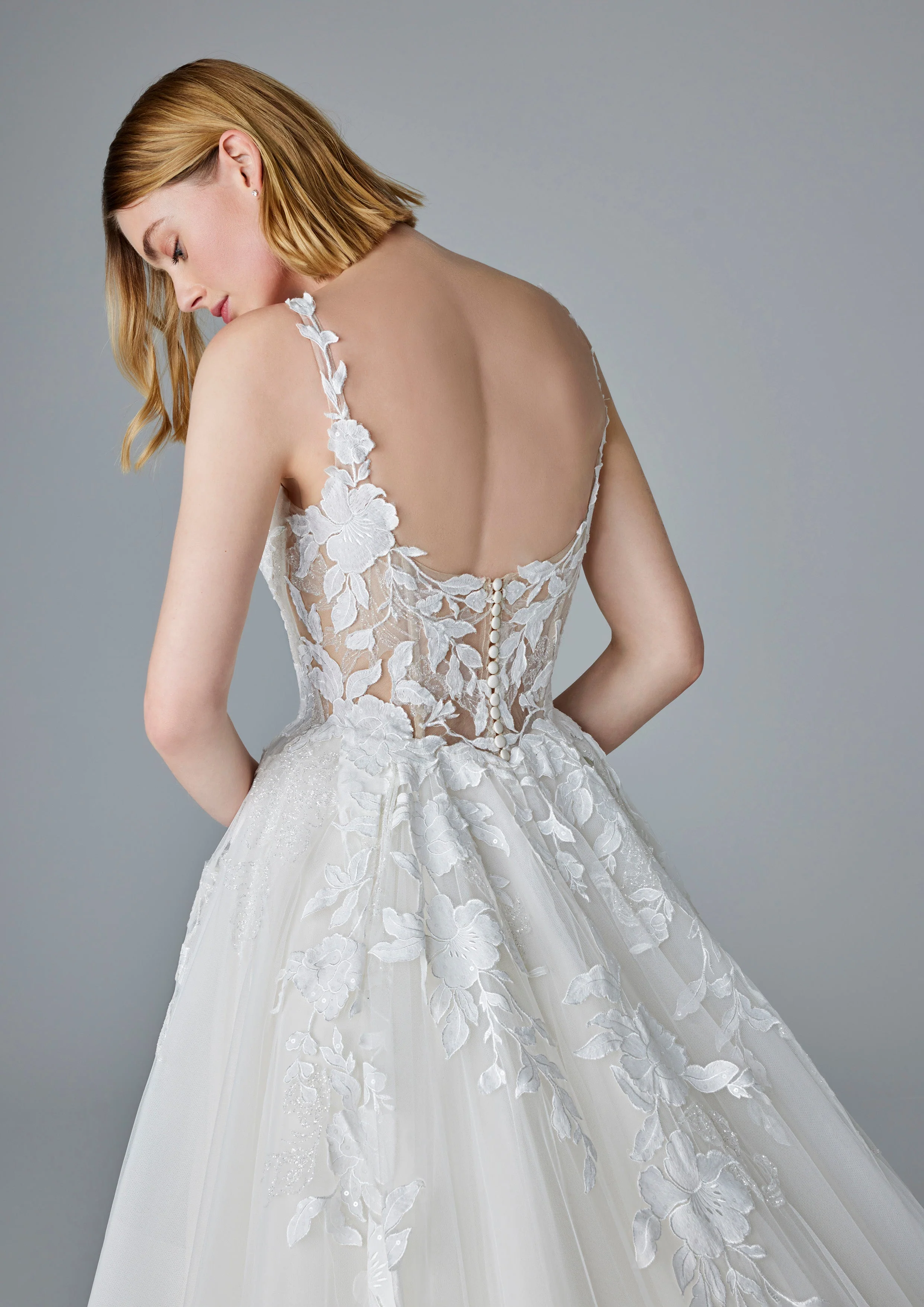 Pronovias: Kamerie - Image 4
