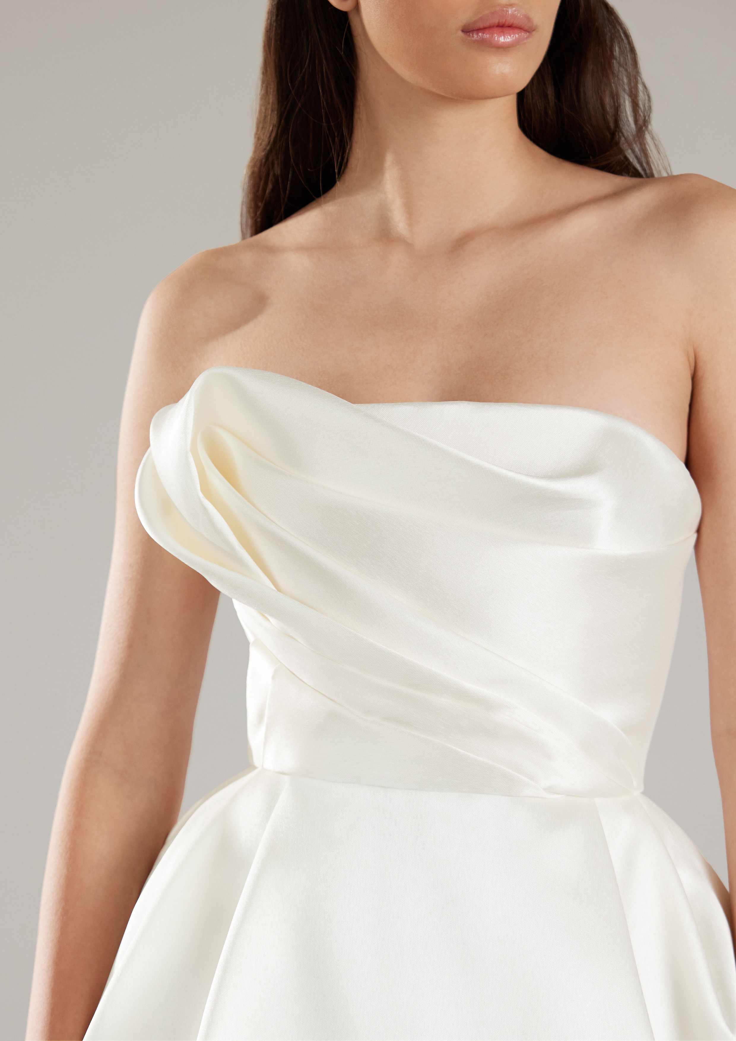 Pronovias: Khloe - Image 5