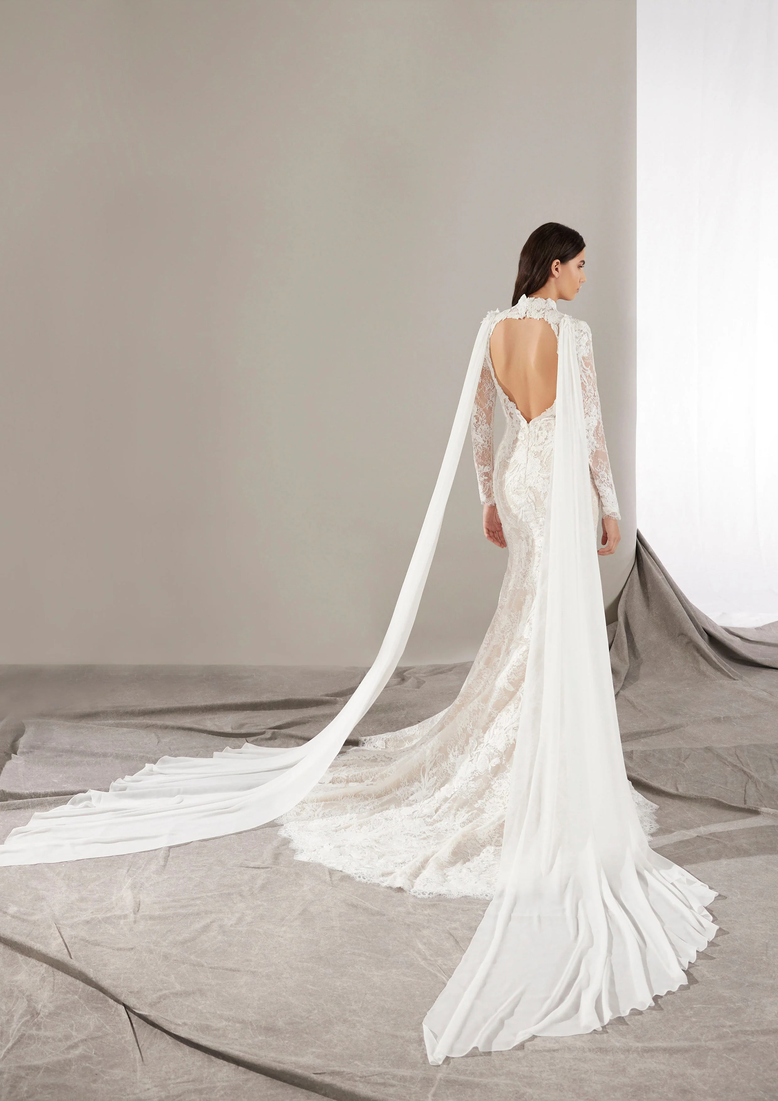 Pronovias: Leith - Image 2
