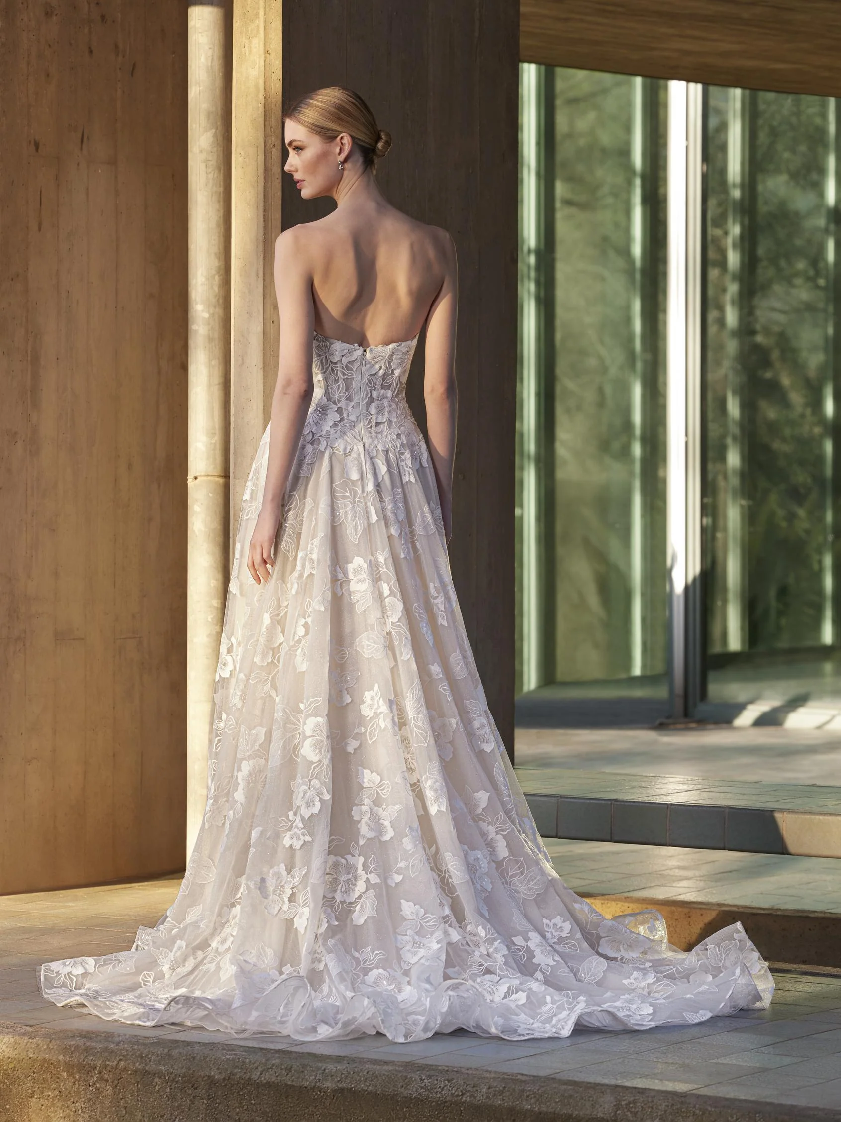Pronovias: Menta - Image 2