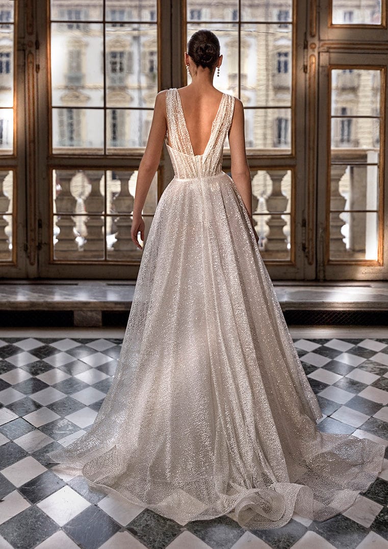 Pronovias Privee: Dolomite - Image 2
