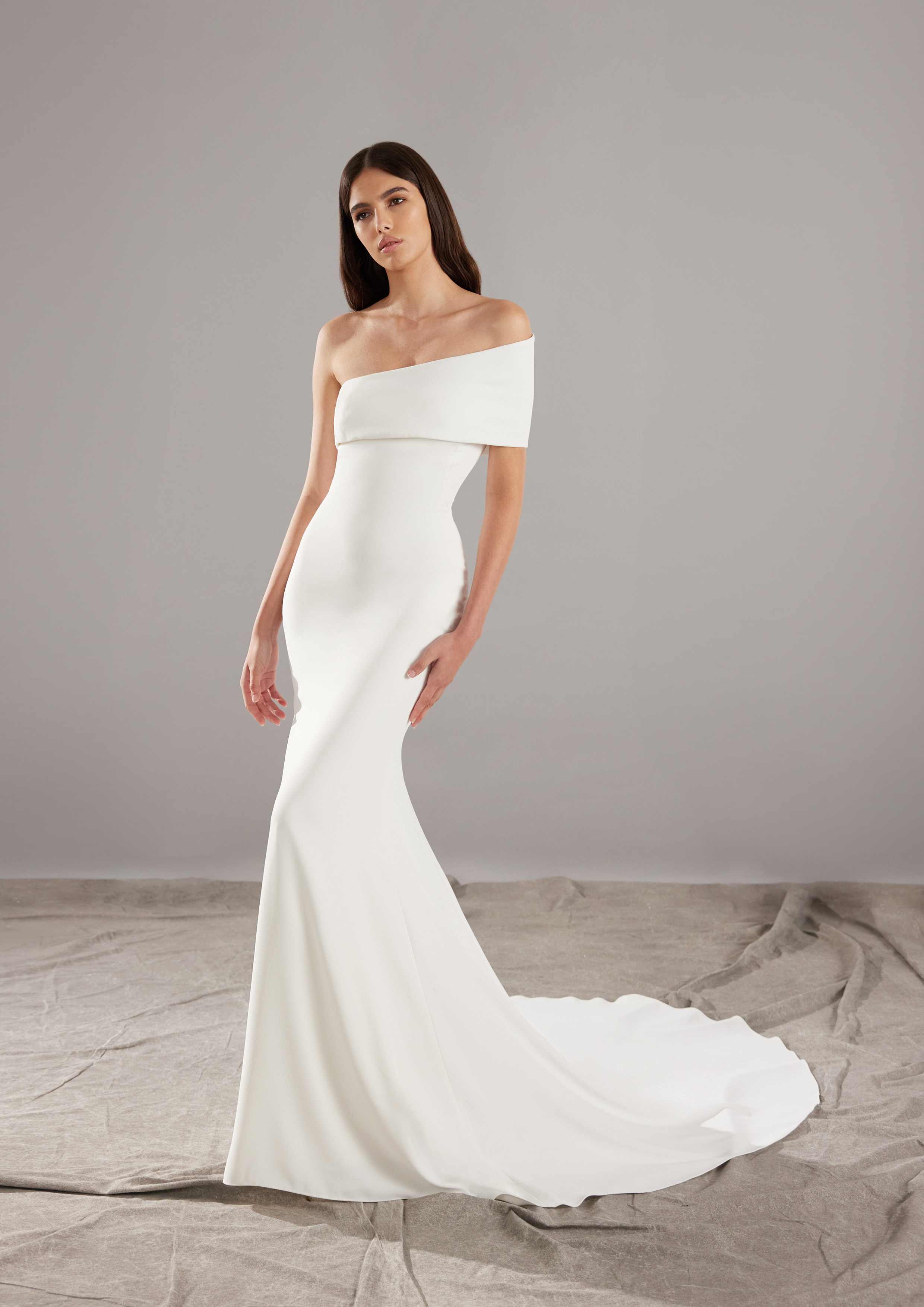 Pronovias: Rusty - Image 4