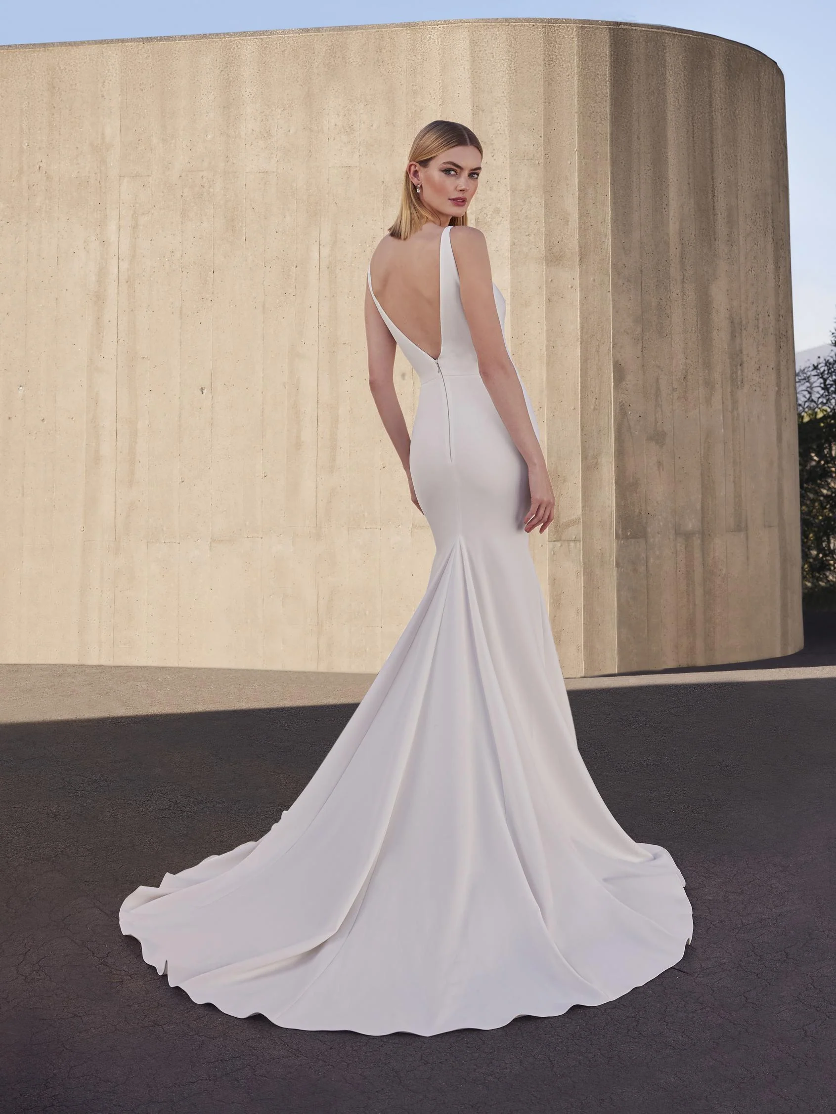 Pronovias: Snowbeet - Image 3