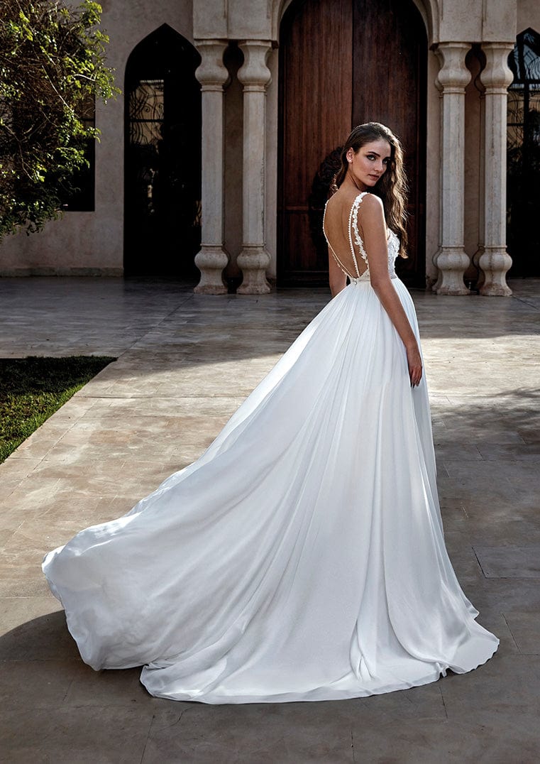 Pronovias: Nile - Image 2