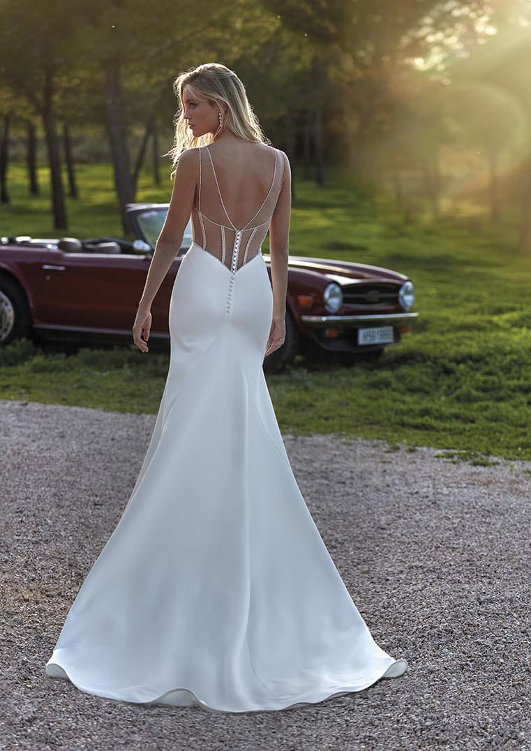 Pronovias: Angkor - Image 2