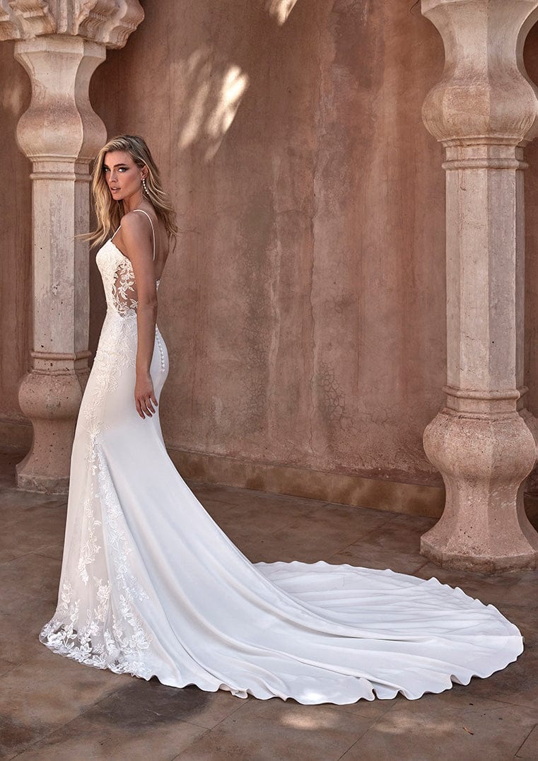 Pronovias: Riau - Image 2
