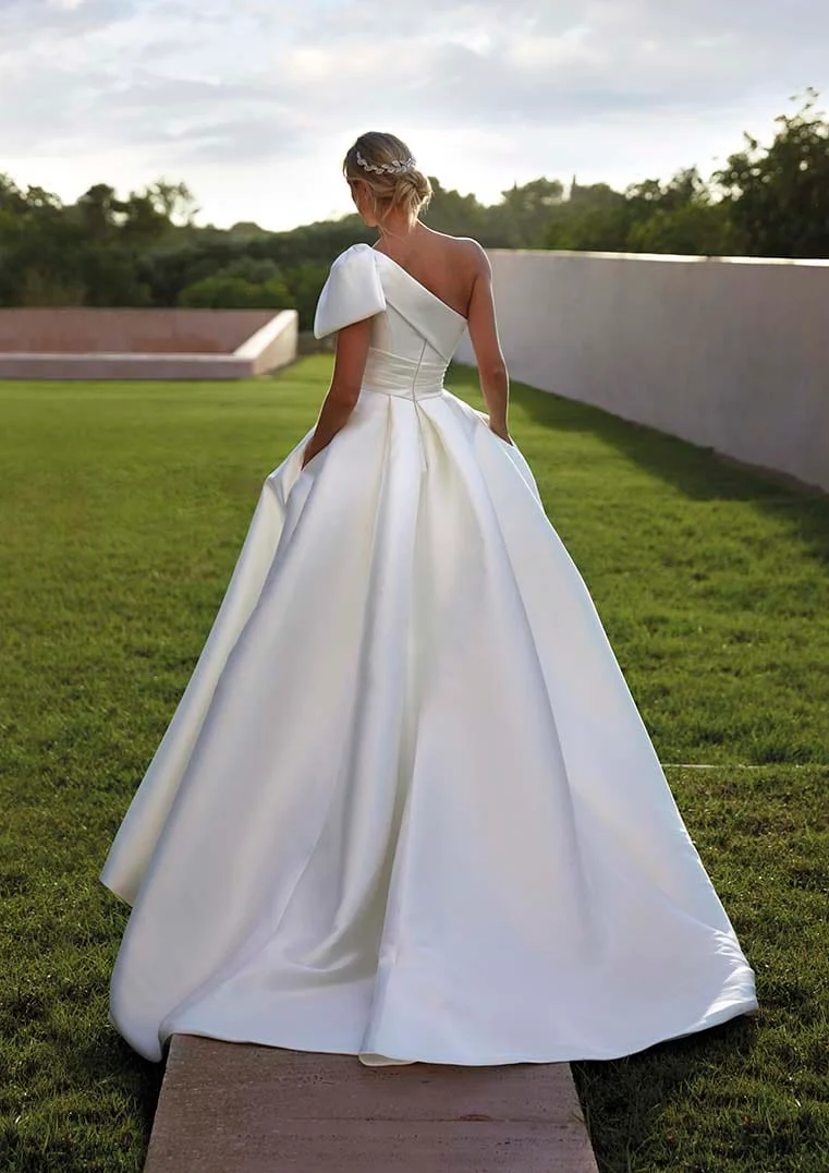 Pronovias: Nicosia - Image 2