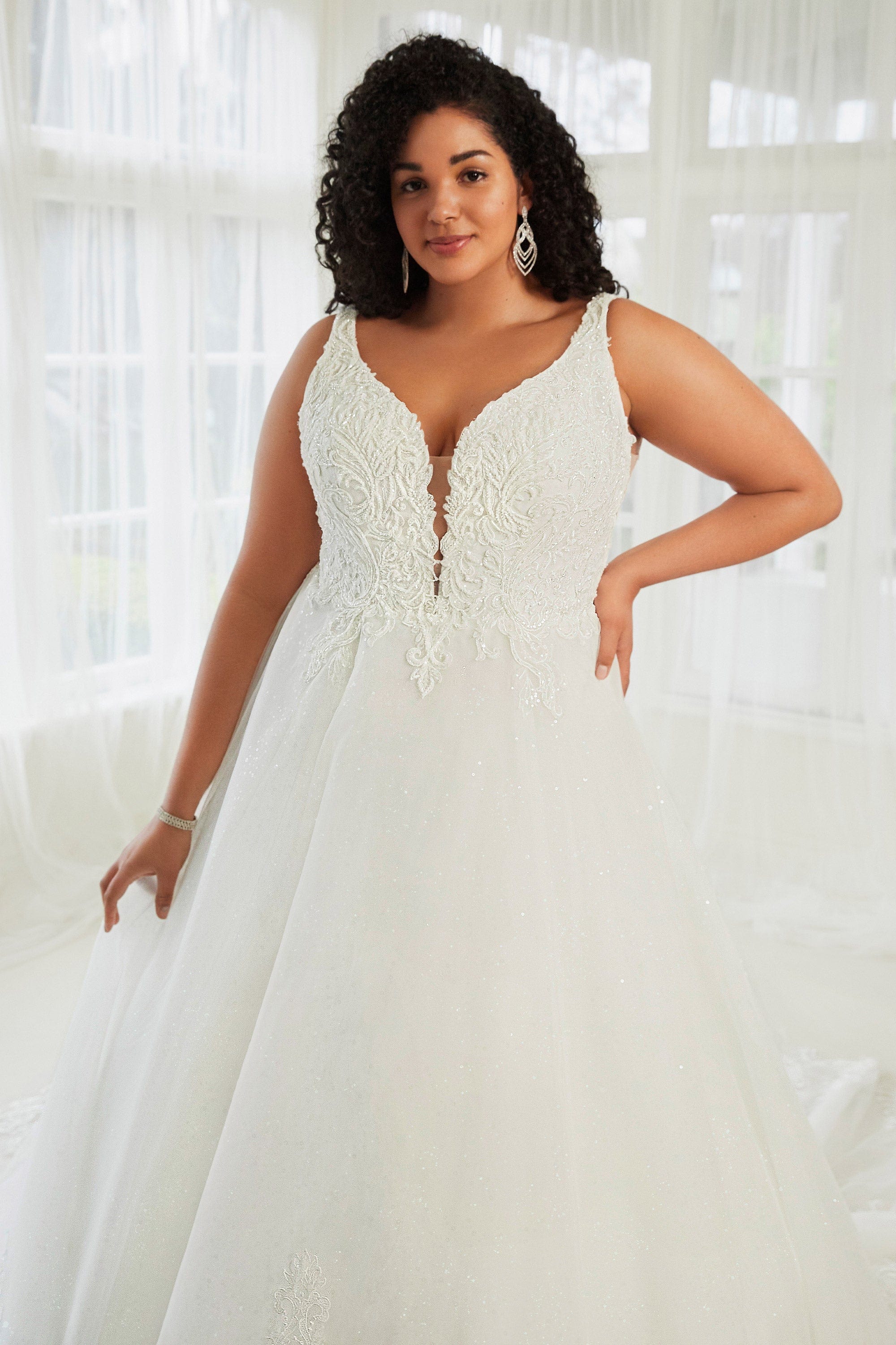 Sophia Tolli: ST615FI - Sebastian