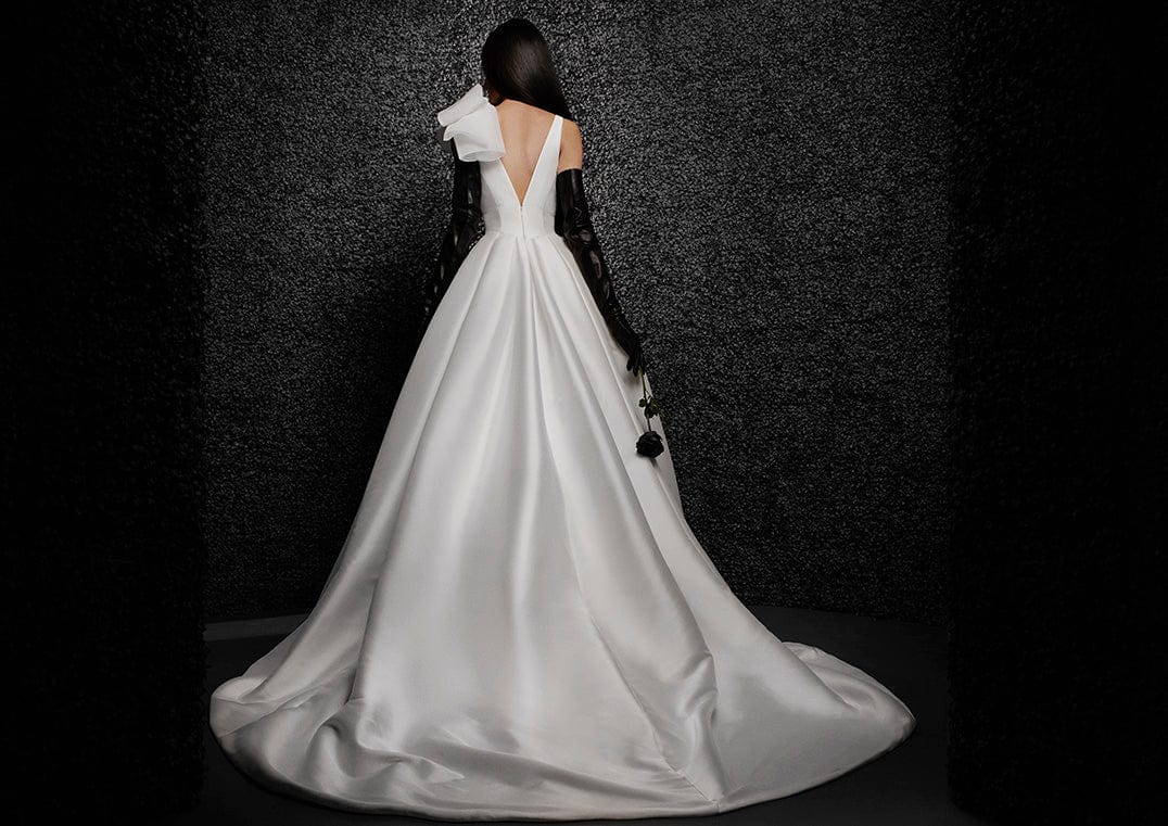 Vera Wang: Margot - Image 2