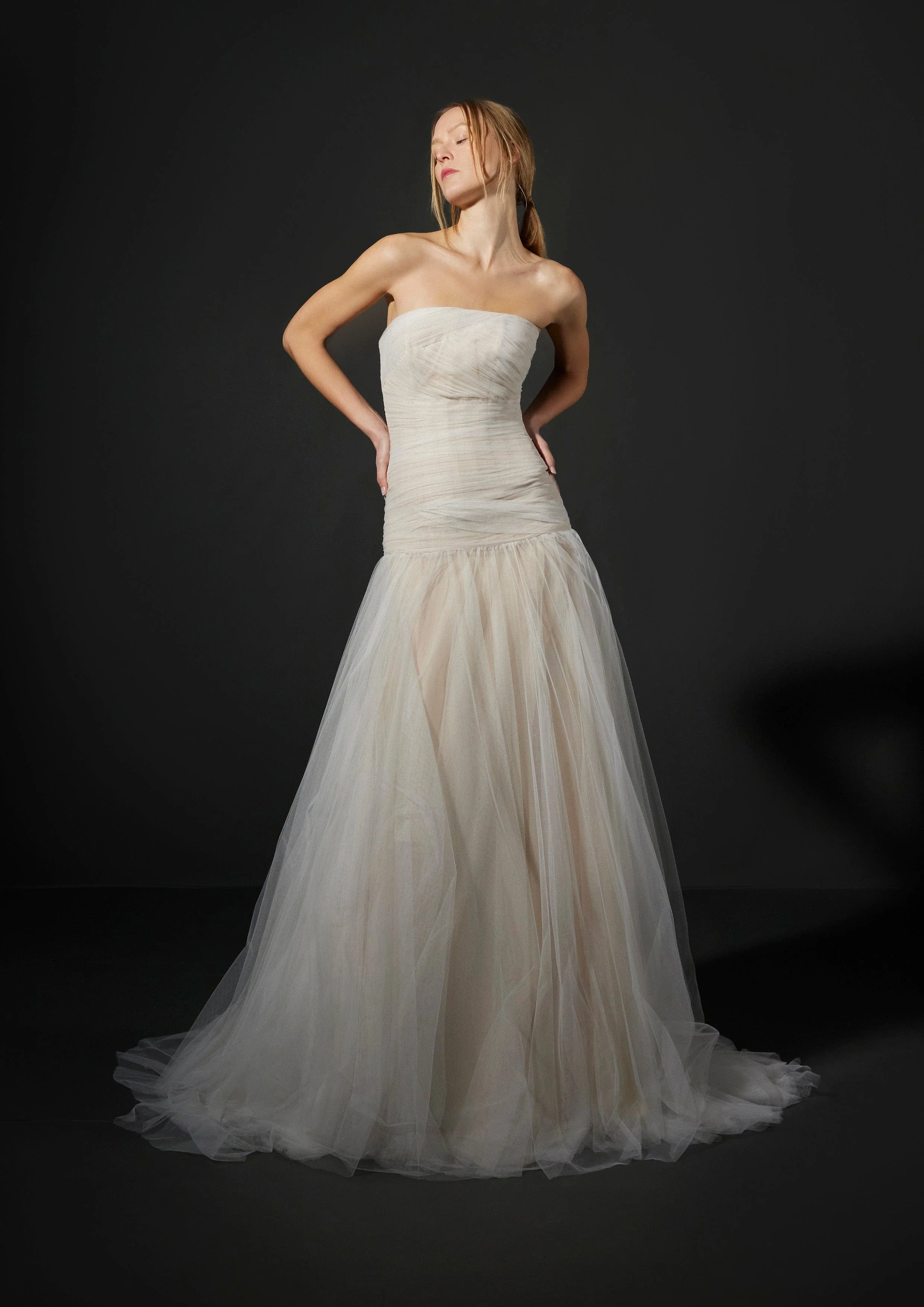 Vera Wang: Aloue - Image 3