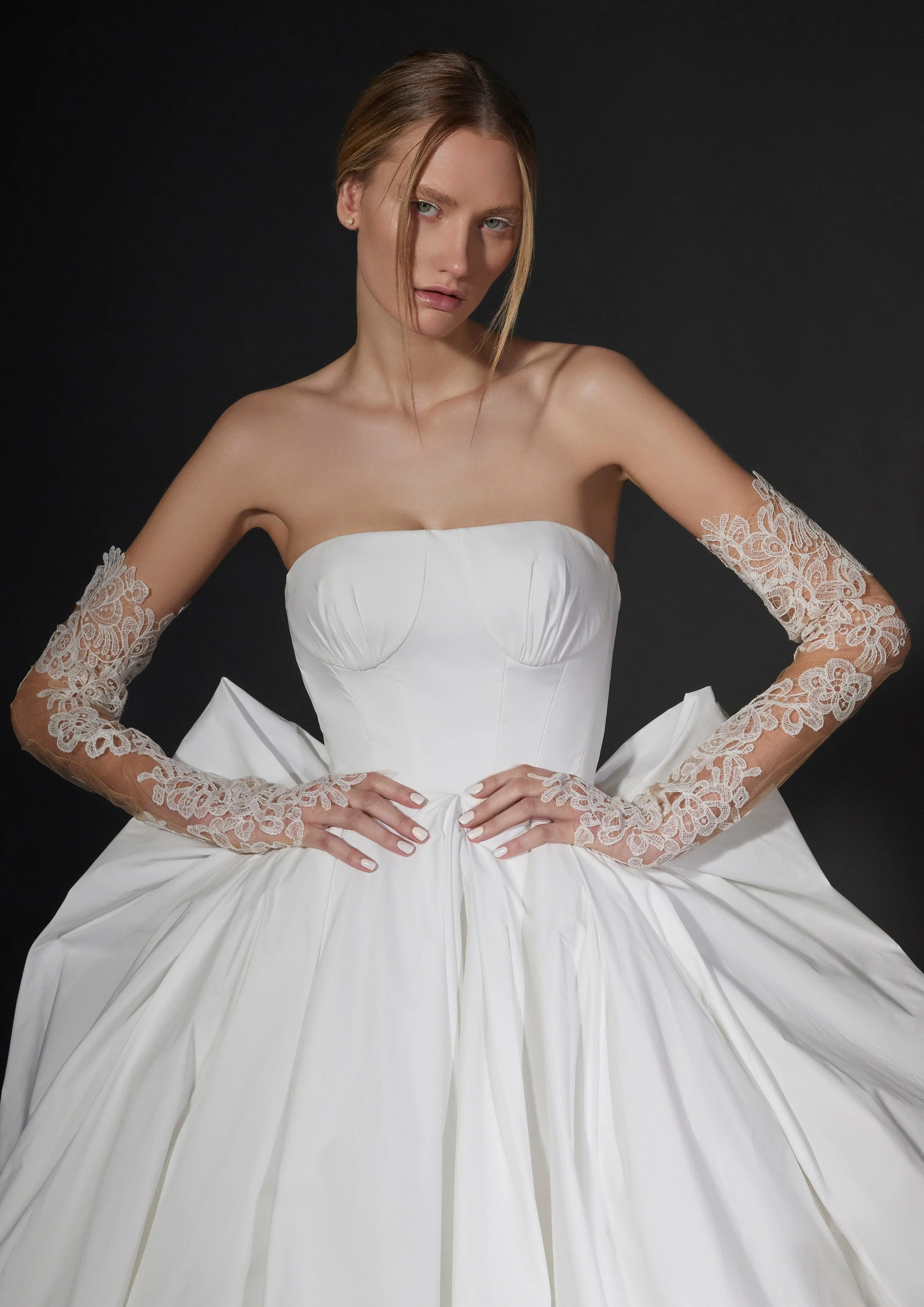 Vera Wang: Amiel - Image 4
