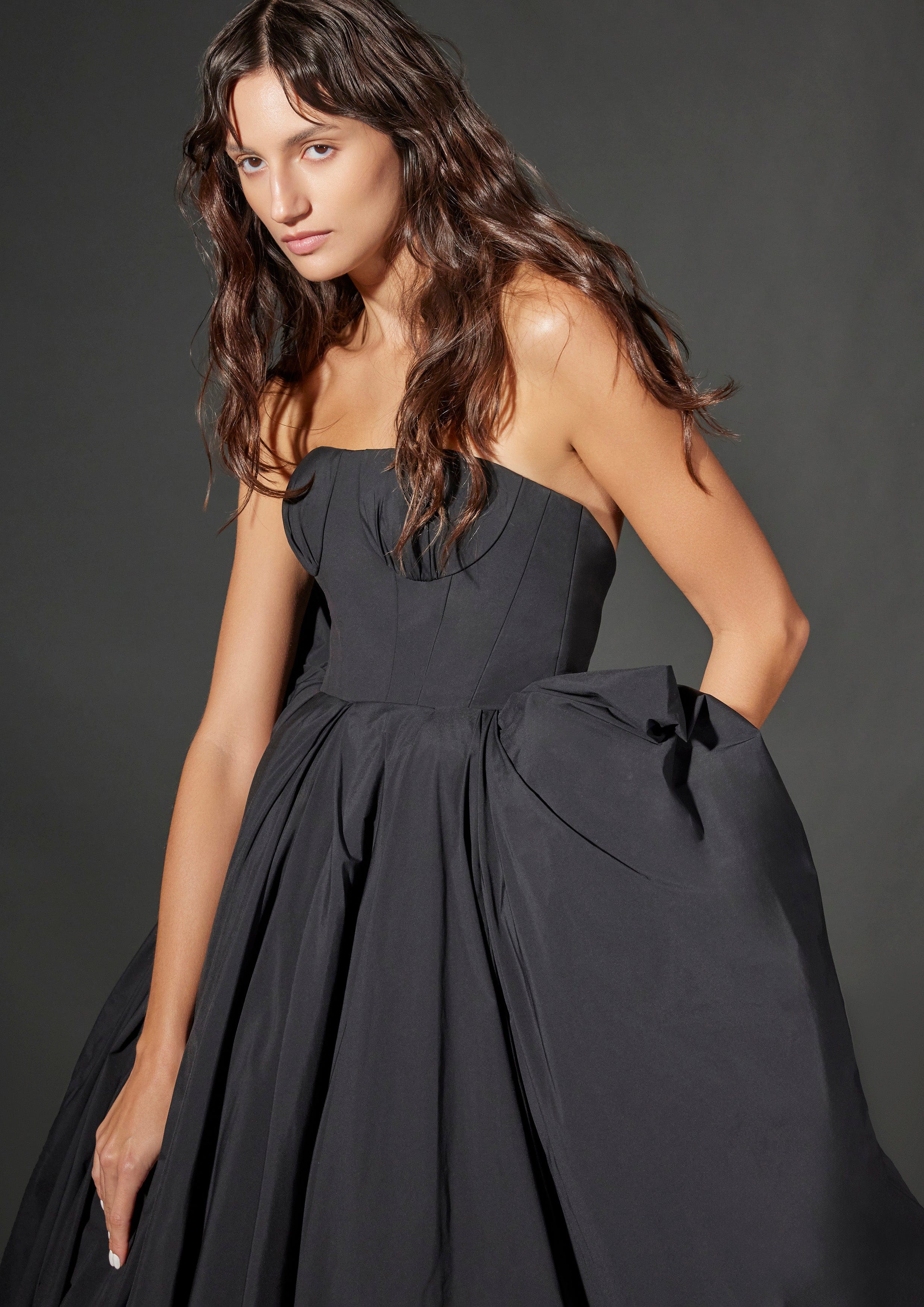 Vera Wang: Amiel - Image 9
