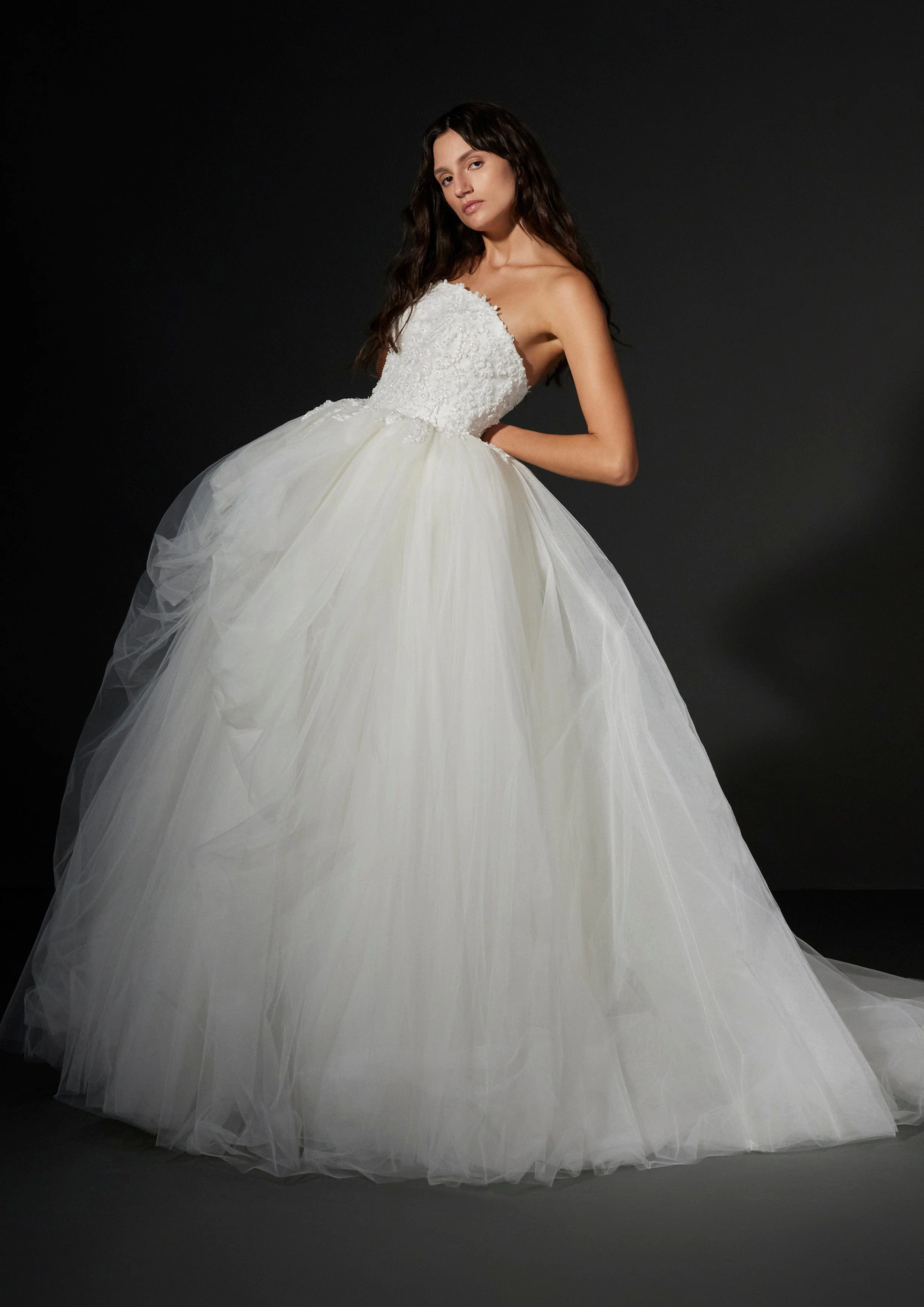 Vera Wang: Cyren