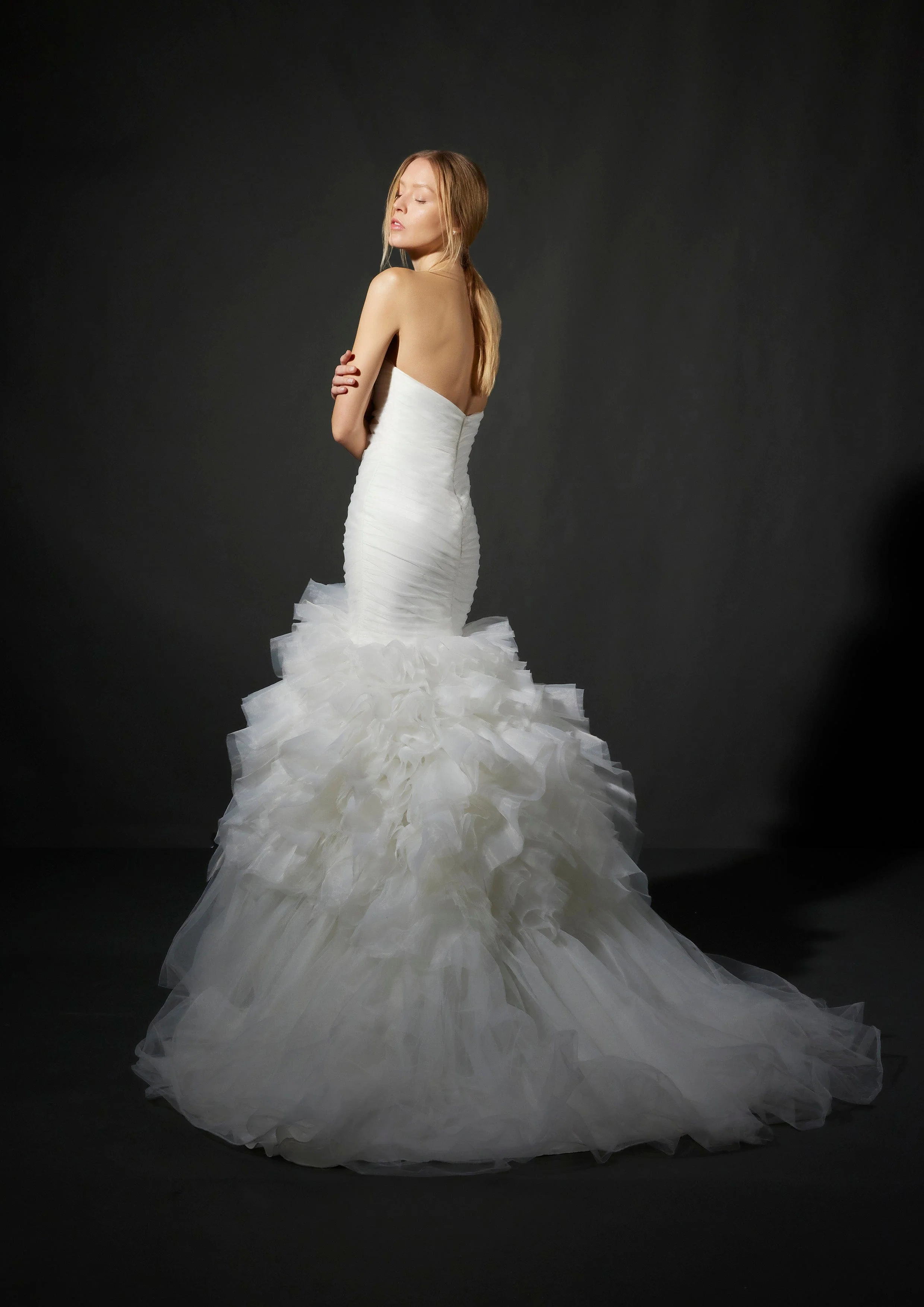 Vera Wang: Eli - Image 3