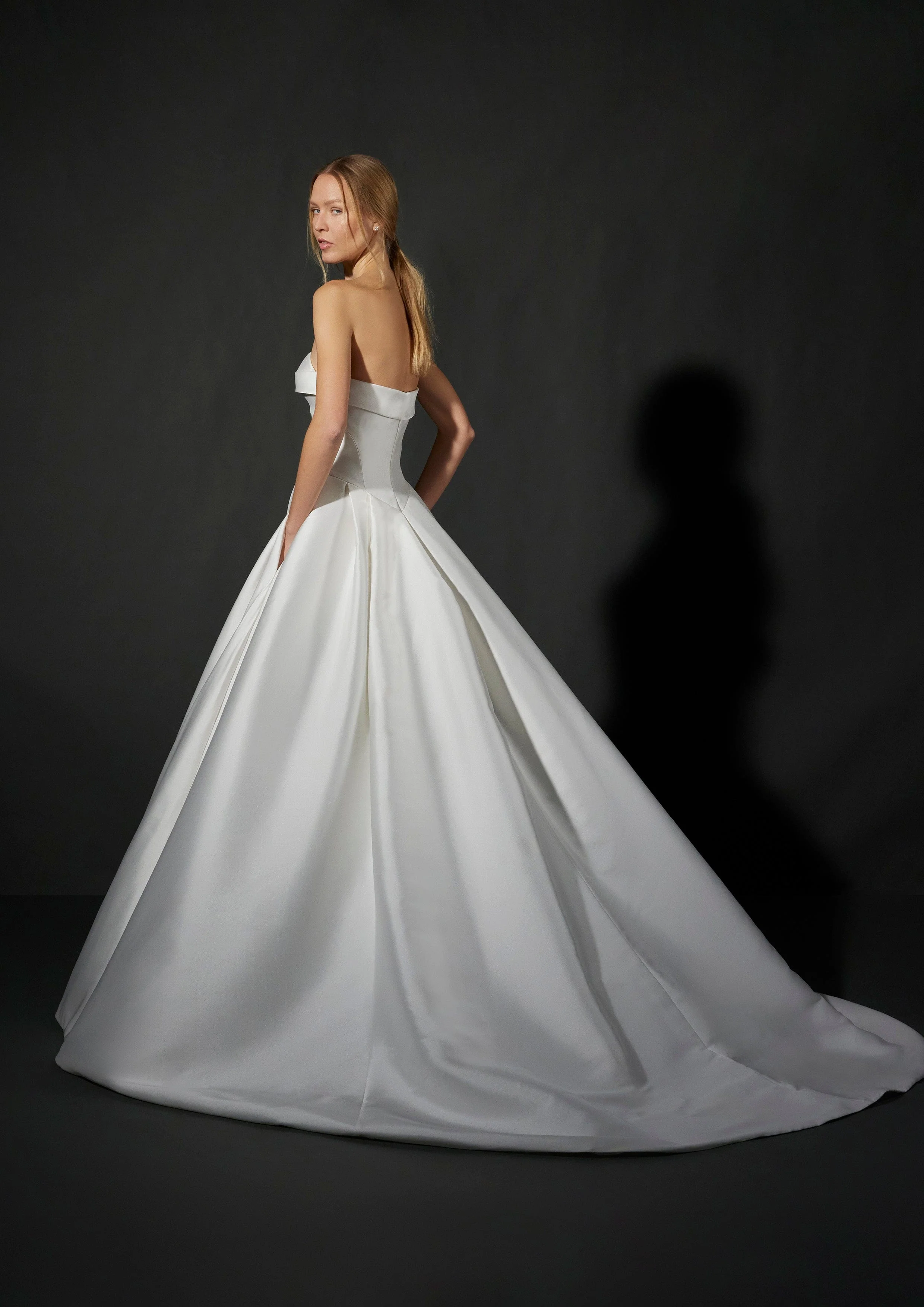 Vera Wang: Emile - Image 2