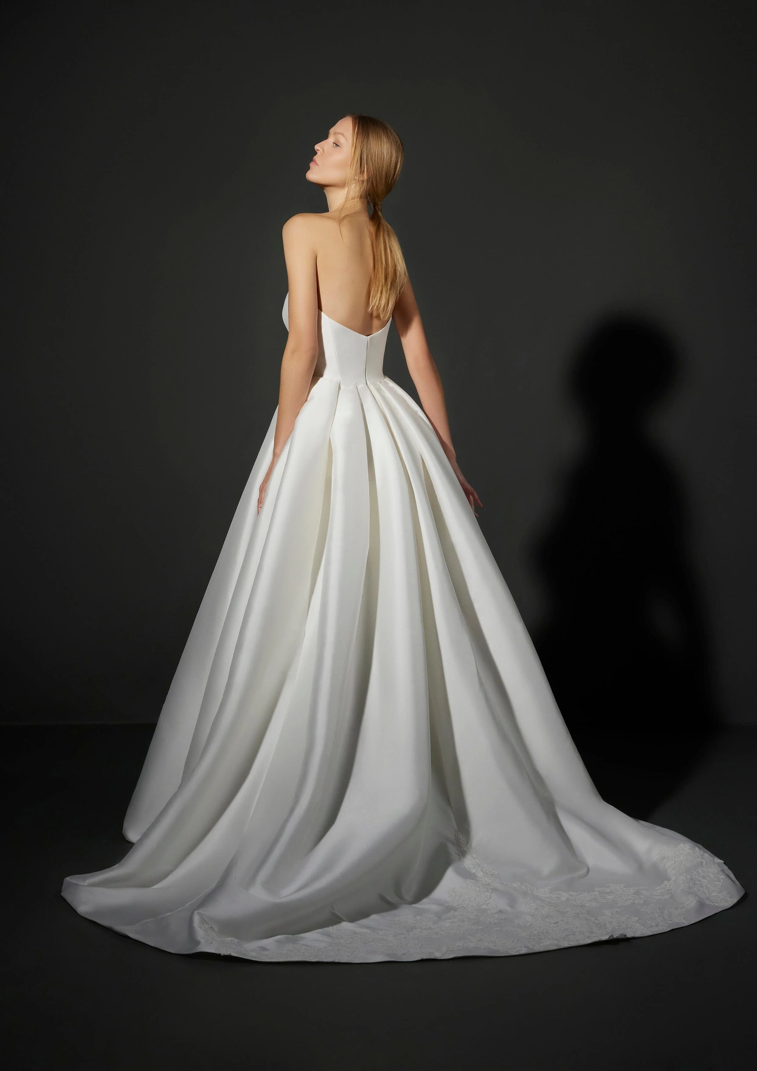Vera Wang: Evon - Image 2