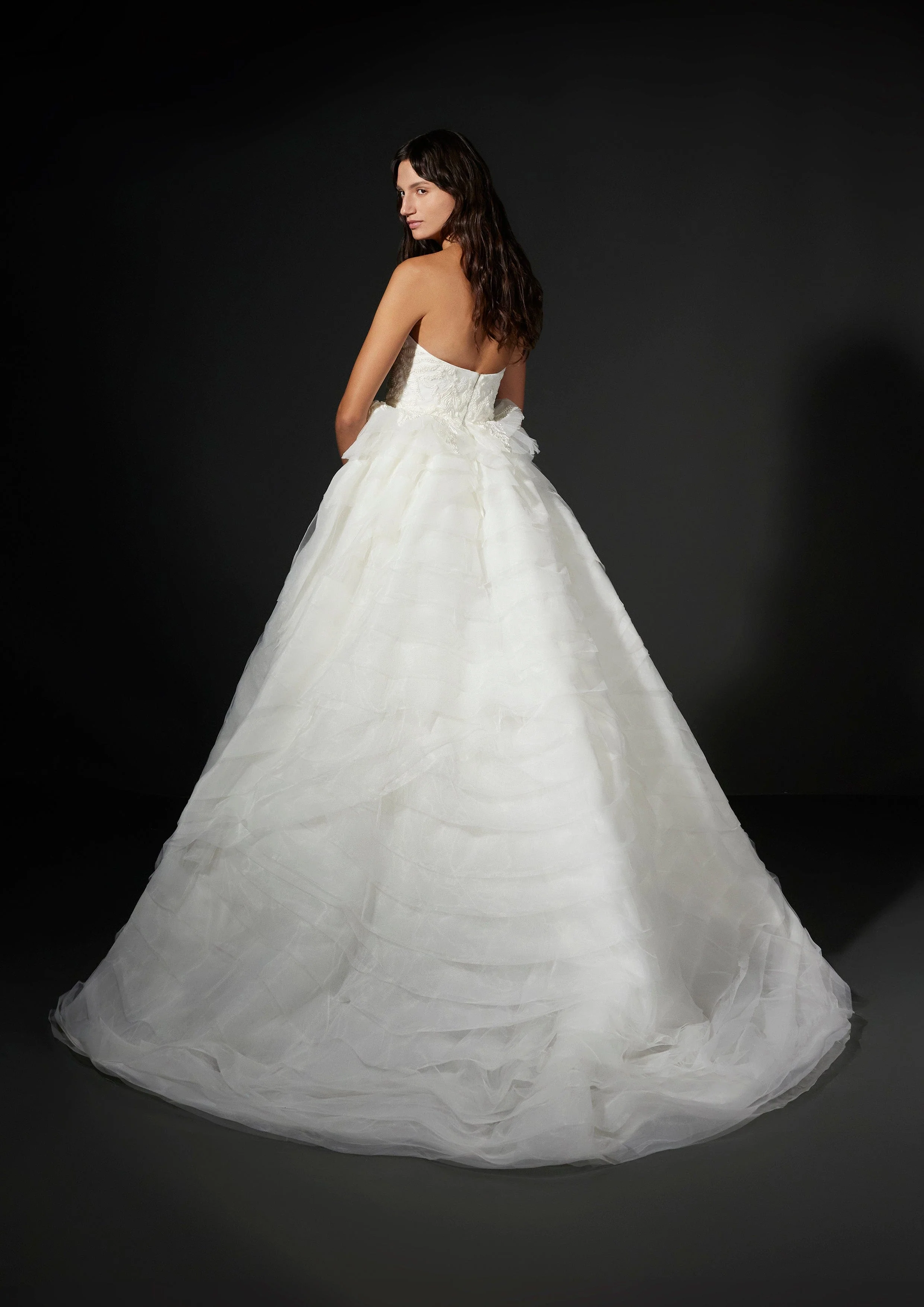 Vera Wang: Mael - Image 2