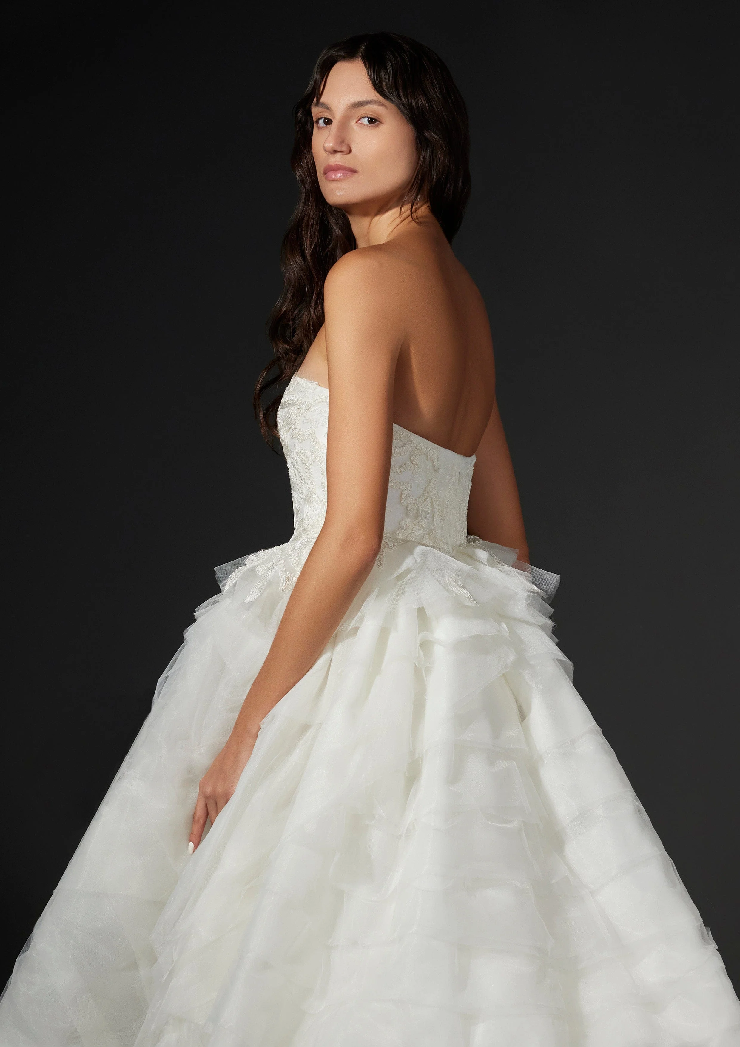 Vera Wang: Mael - Image 5