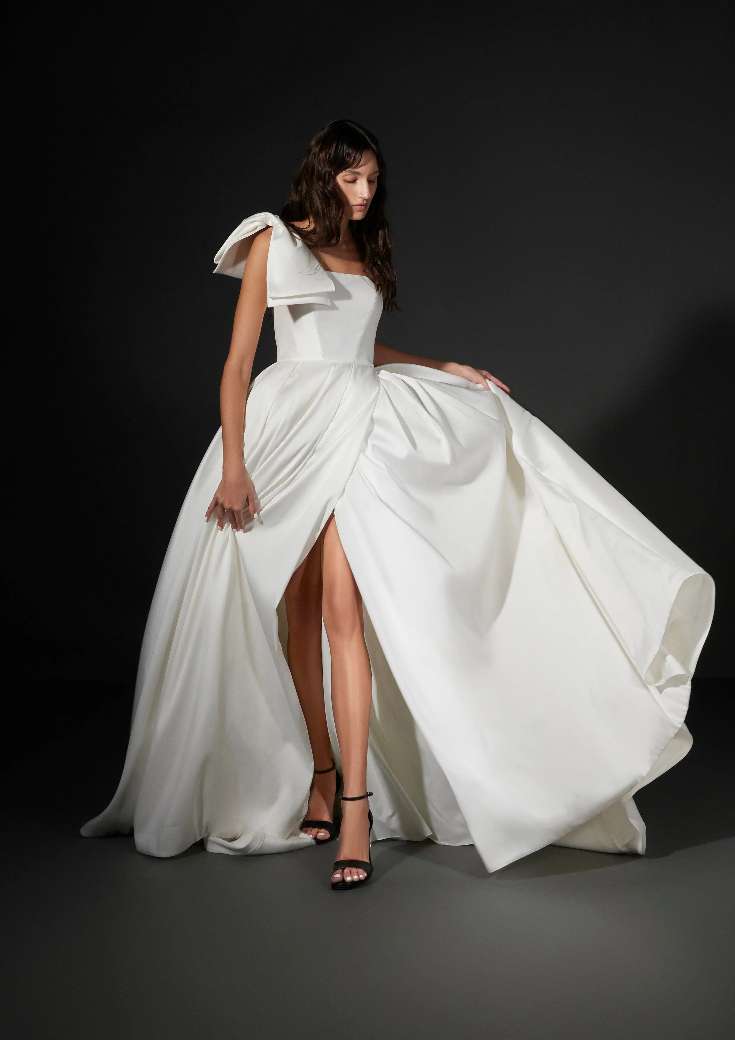 Vera Wang: Mira - Image 3