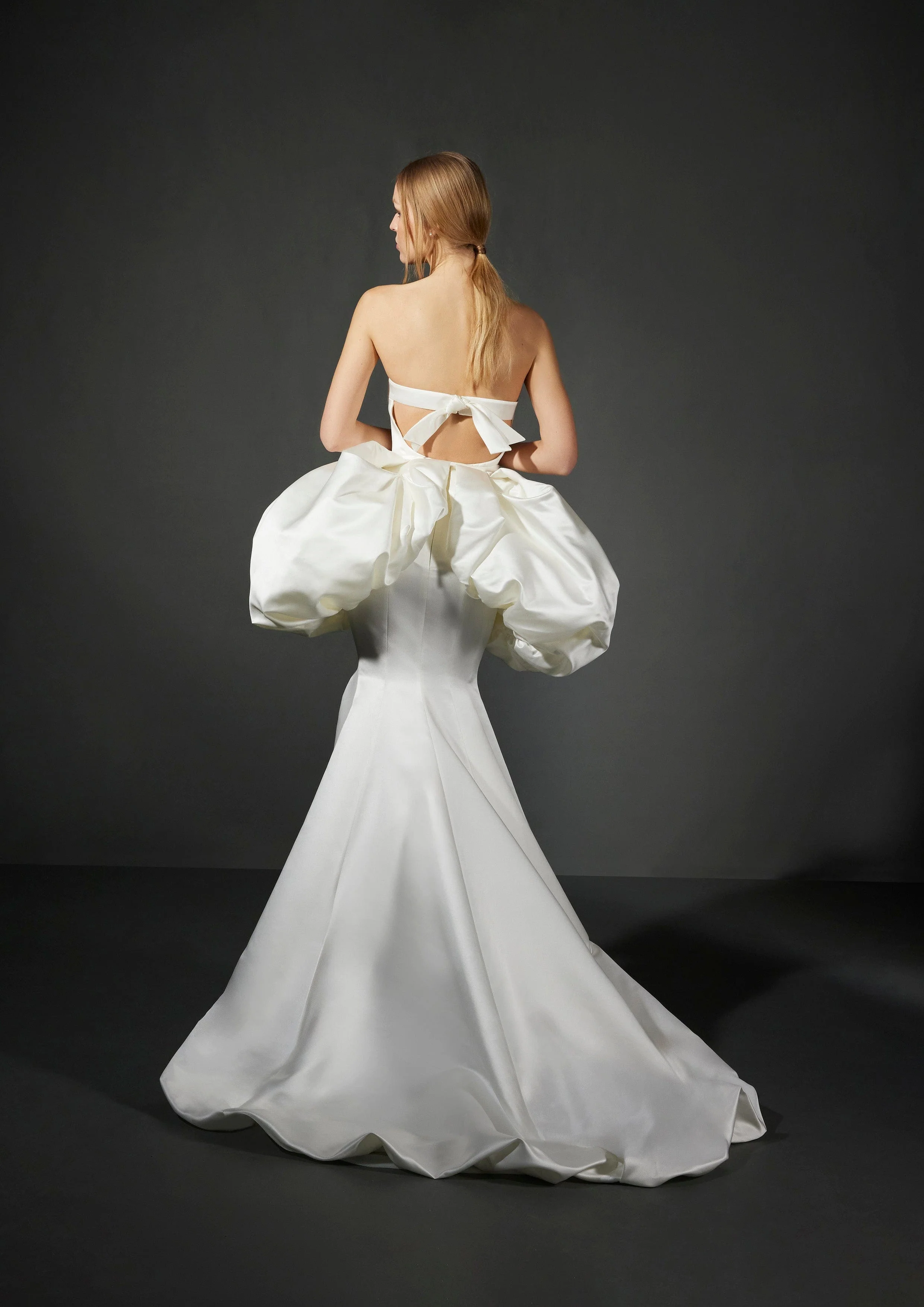 Vera Wang: Myron - Image 2