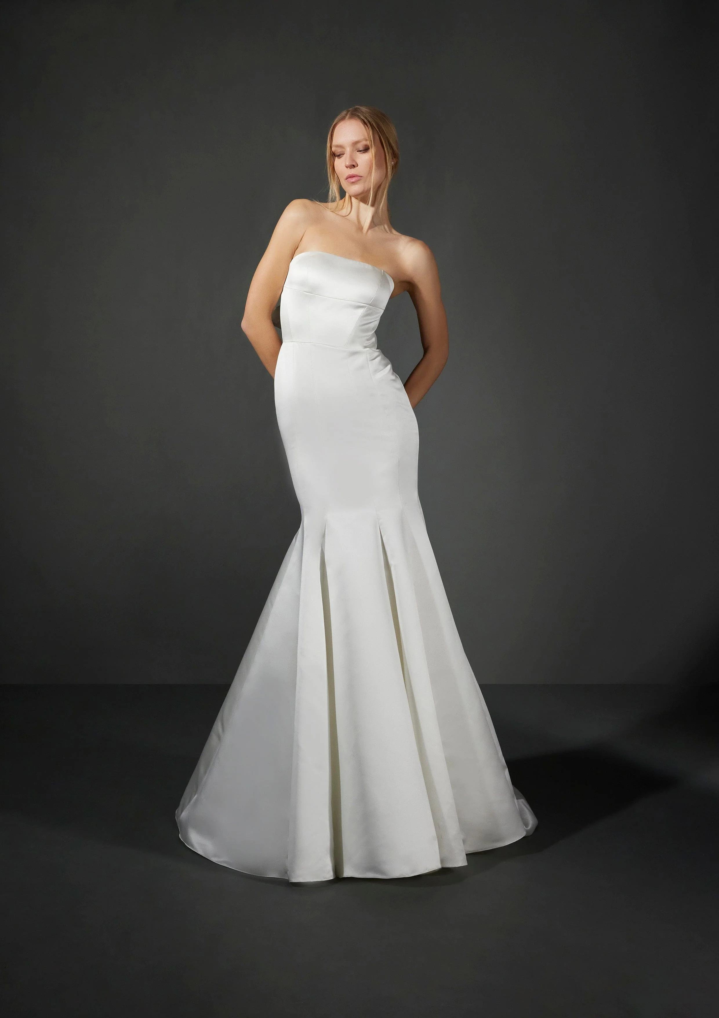 Vera Wang: Myron - Image 4