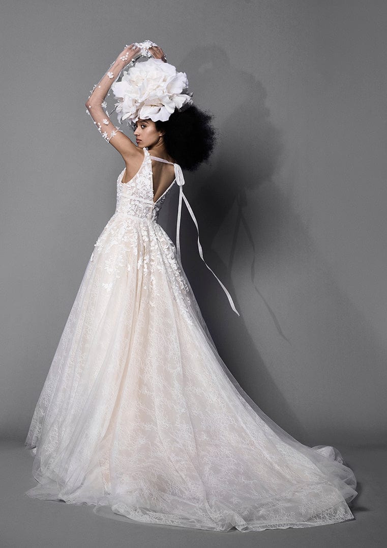 Vera Wang: Alor - Image 2