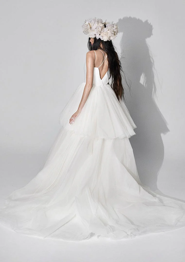 Vera Wang: Paulie - Image 2