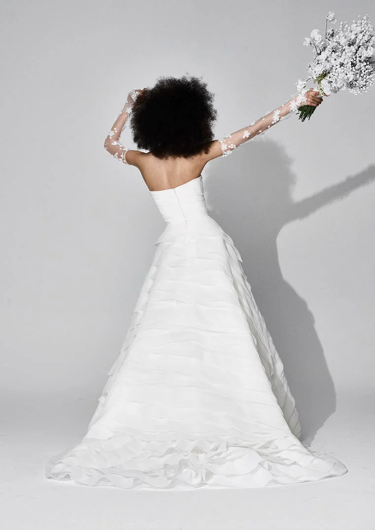Vera Wang: Tiana - Image 2